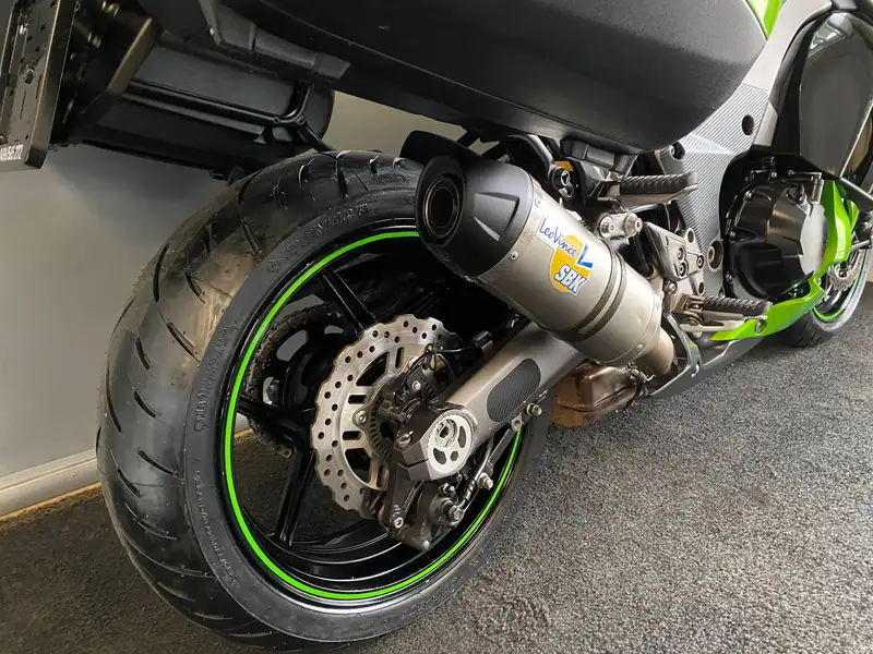 Kawasaki Z1000 SX - foto 8