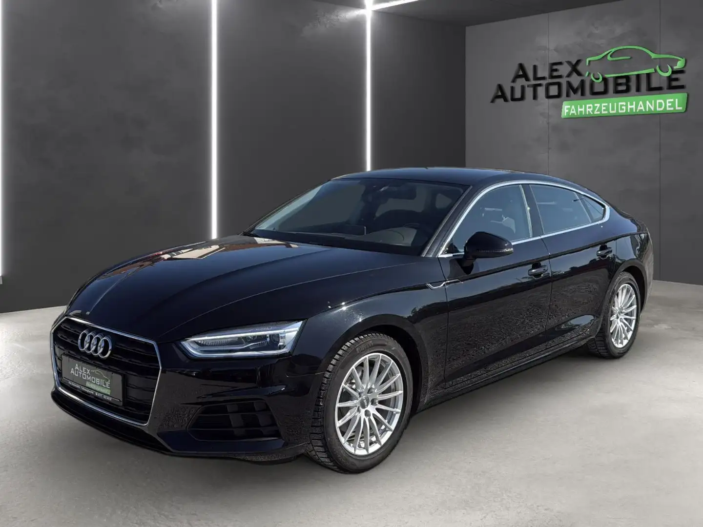 Audi A5 Sportback **Bi-Xenon**Navi**AHK** Noir - 1