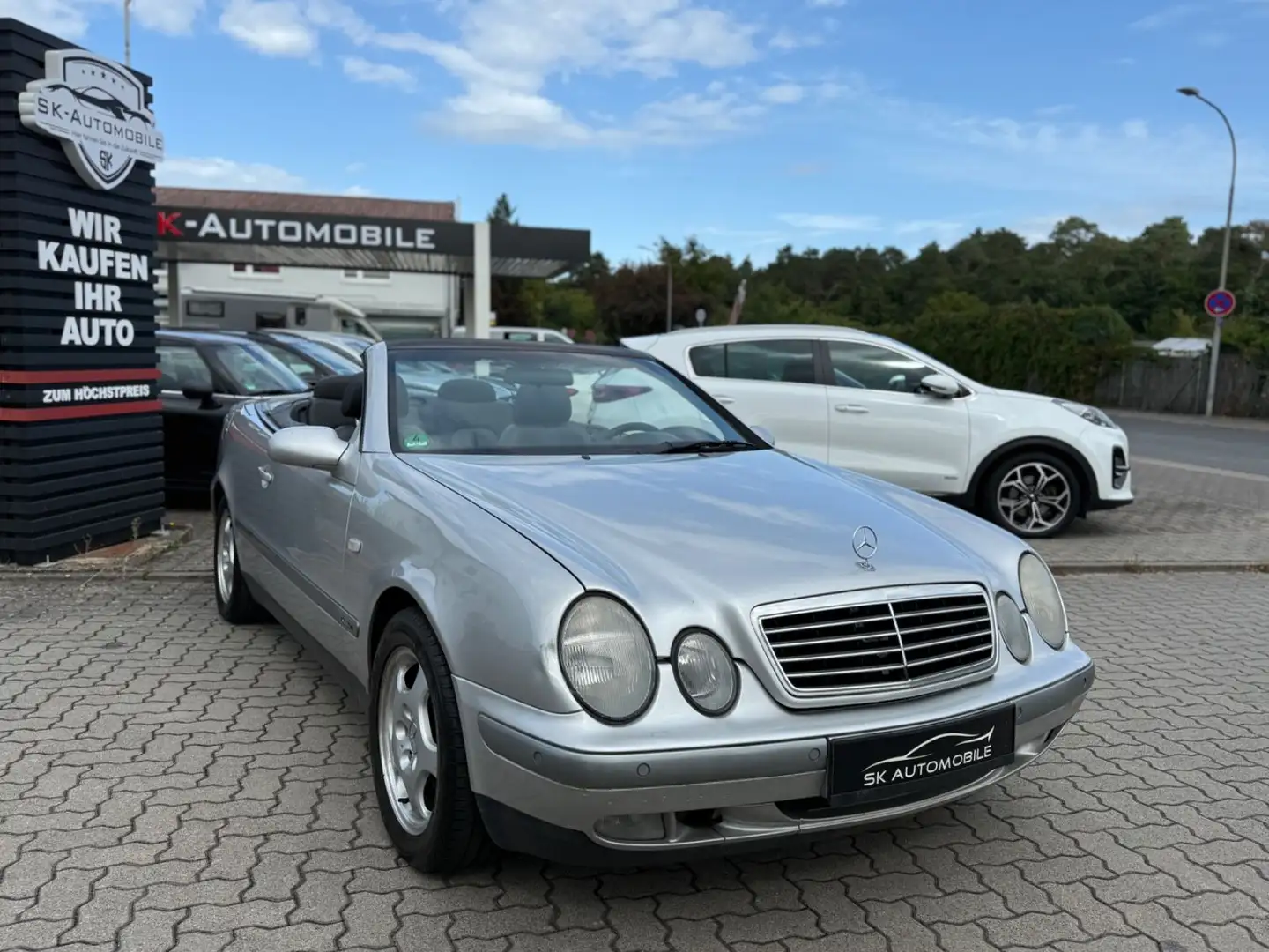 Mercedes-Benz CLK 320 Cabrio Sport AUTOMATIK-LEDER-SHZG-PDC-EF Grau - 1