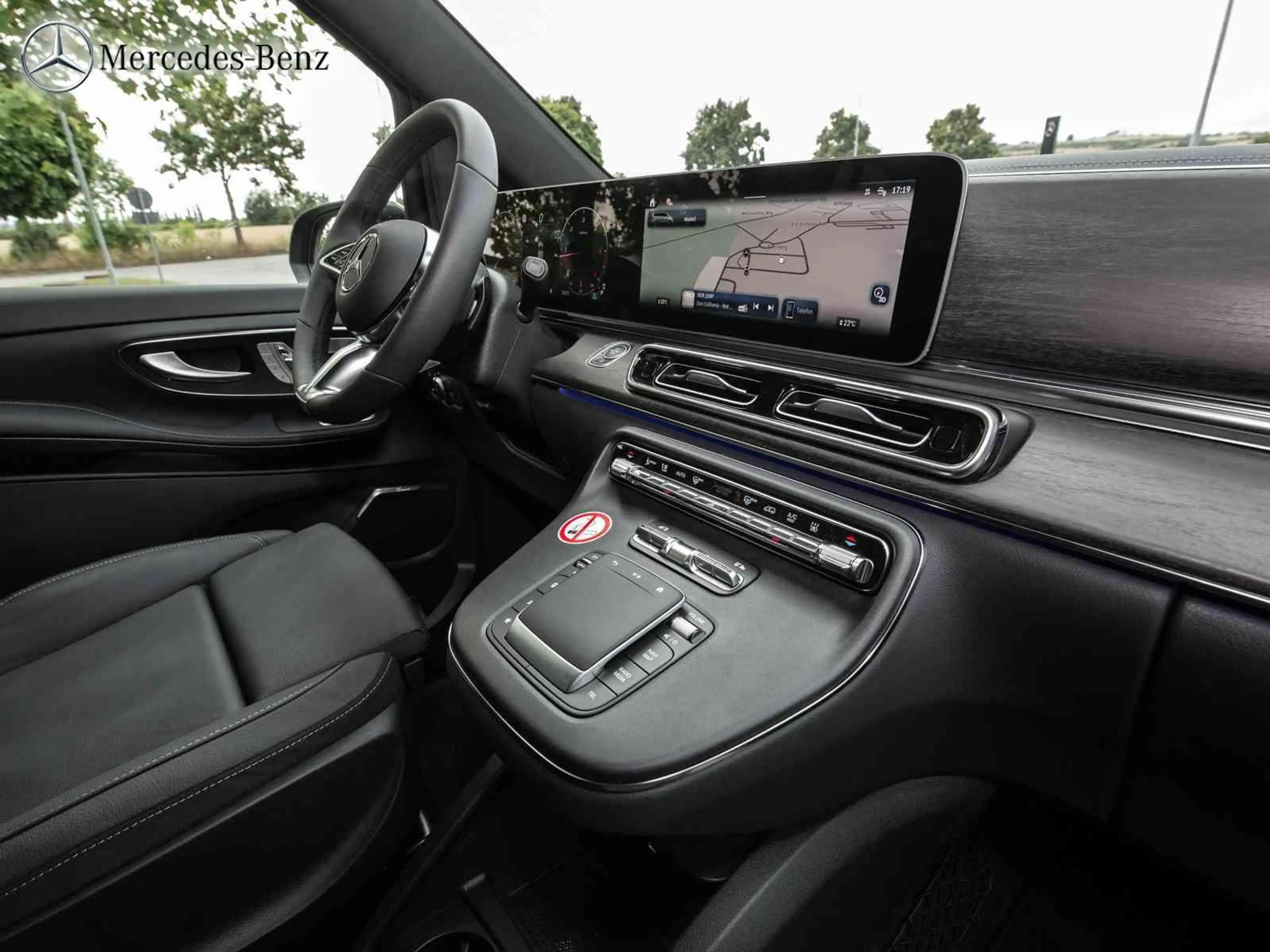 Mercedes-Benz V 300 d AVANTGARDE Lang MBUX+360°+AHK+Easy-Pack+ — photo 6
