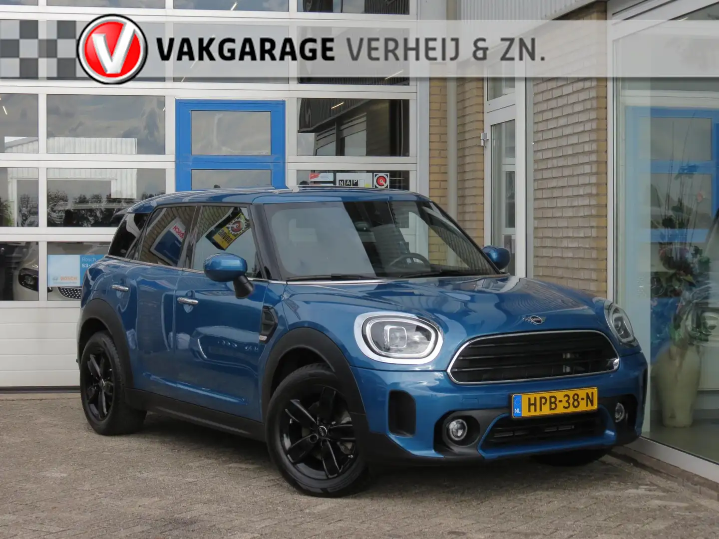 MINI Cooper Countryman Mini 1.5 136 PK Business Edition Camera|Car-Play|N Blauw - 1
