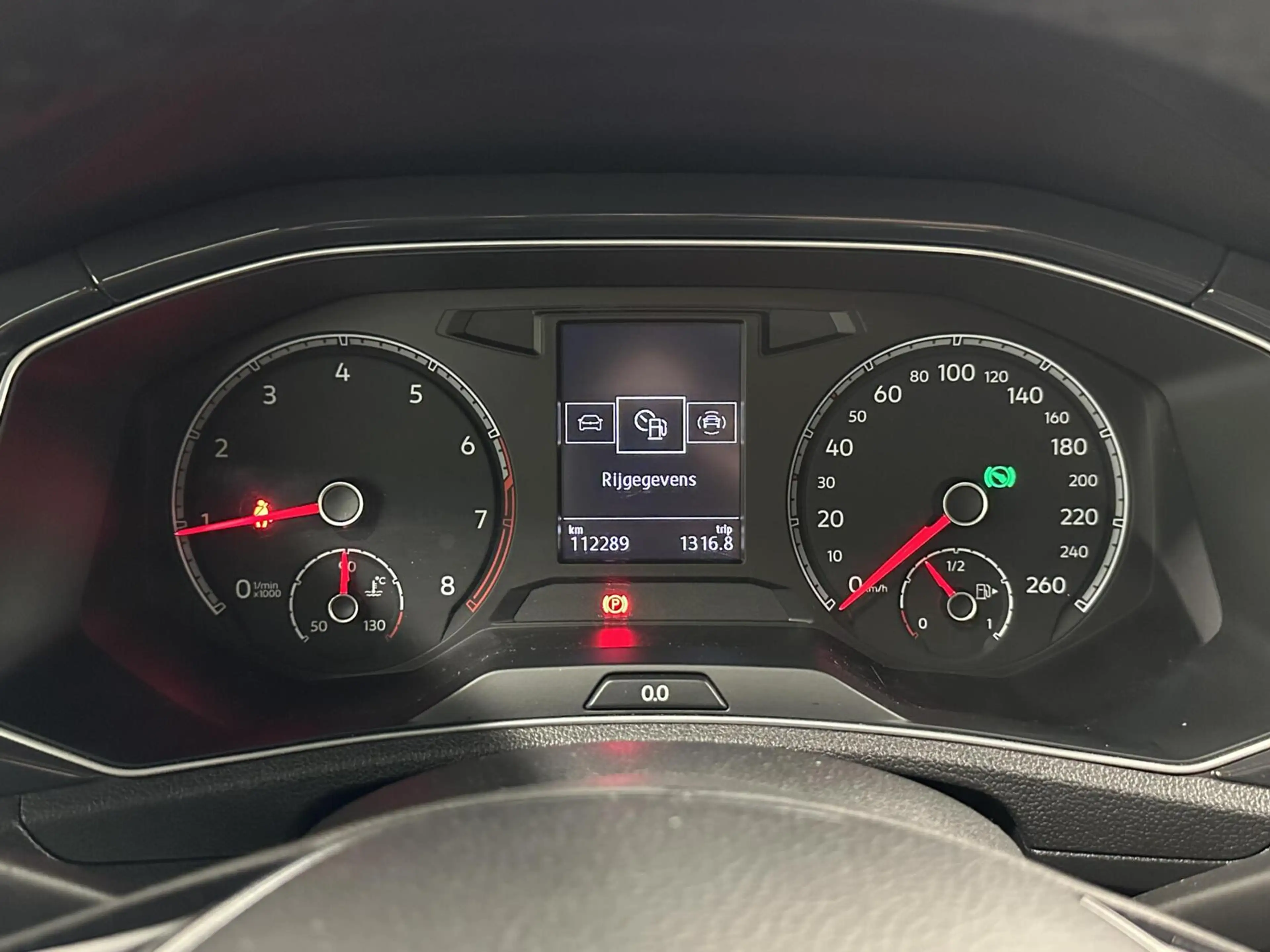Volkswagen T-Roc 1.5 TSI Sport NAVI CAMERA PANO TREKHAAK CARPLAY EC — photo 35