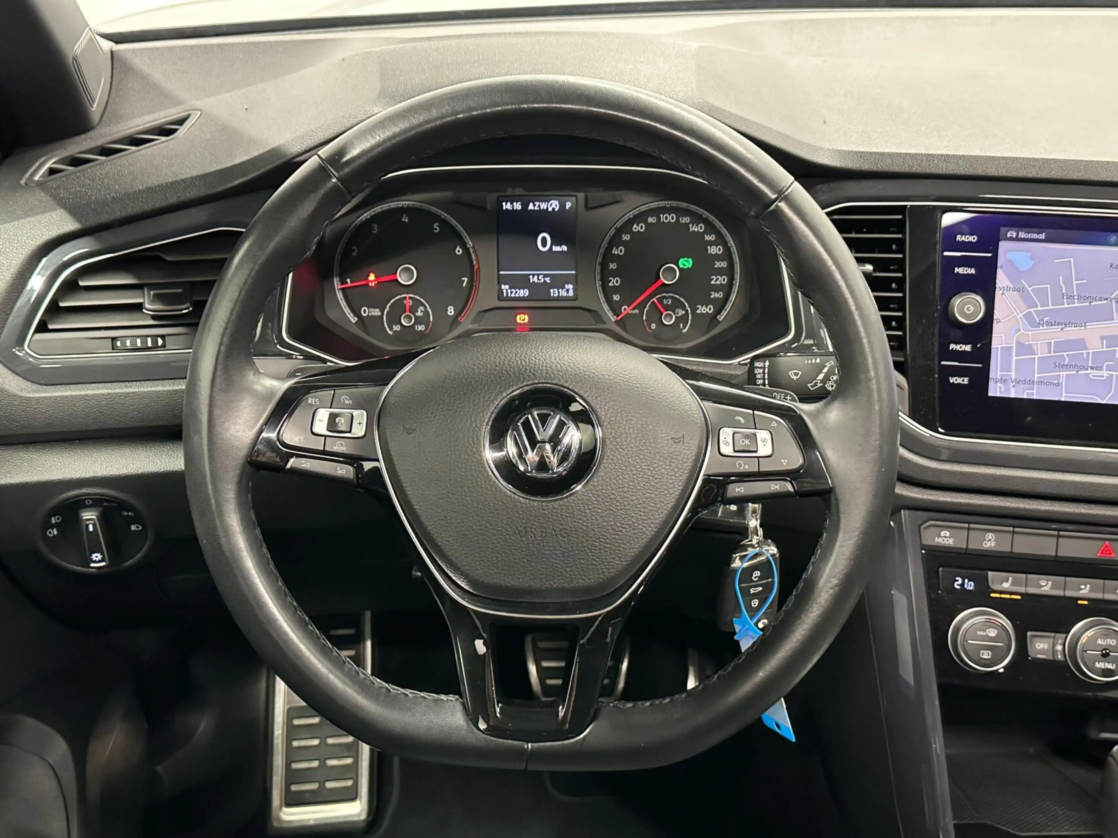 Volkswagen T-Roc 1.5 TSI Sport NAVI CAMERA PANO TREKHAAK CARPLAY EC — photo 24