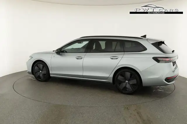 Volkswagen Passat Variant 2.0 TDI 142 kW 4Motion R-Line DSG 4M Black, AHK... Ansicht 36