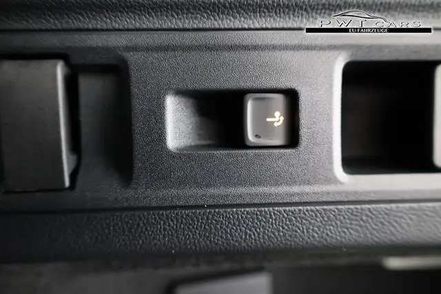 Volkswagen Passat Variant 2.0 TDI 142 kW 4Motion R-Line DSG 4M Black, AHK... Ansicht 12