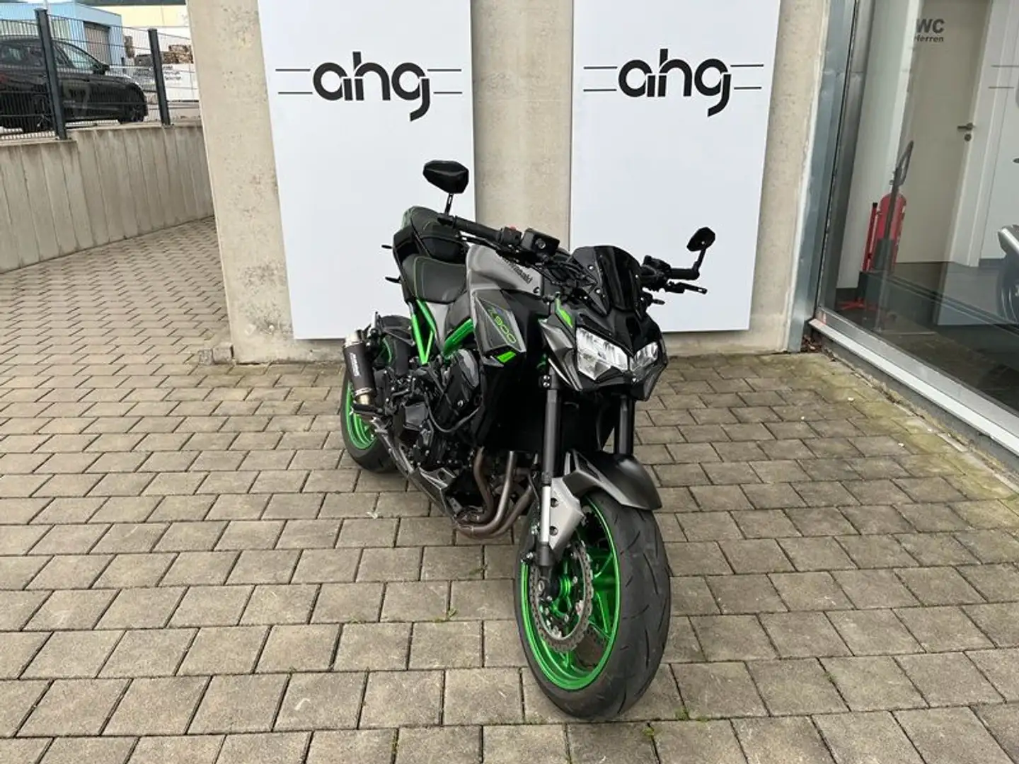 Kawasaki Z 900 mit Bodis Auspuff, Lenkerendenspiegeln uvm. Vert - 2