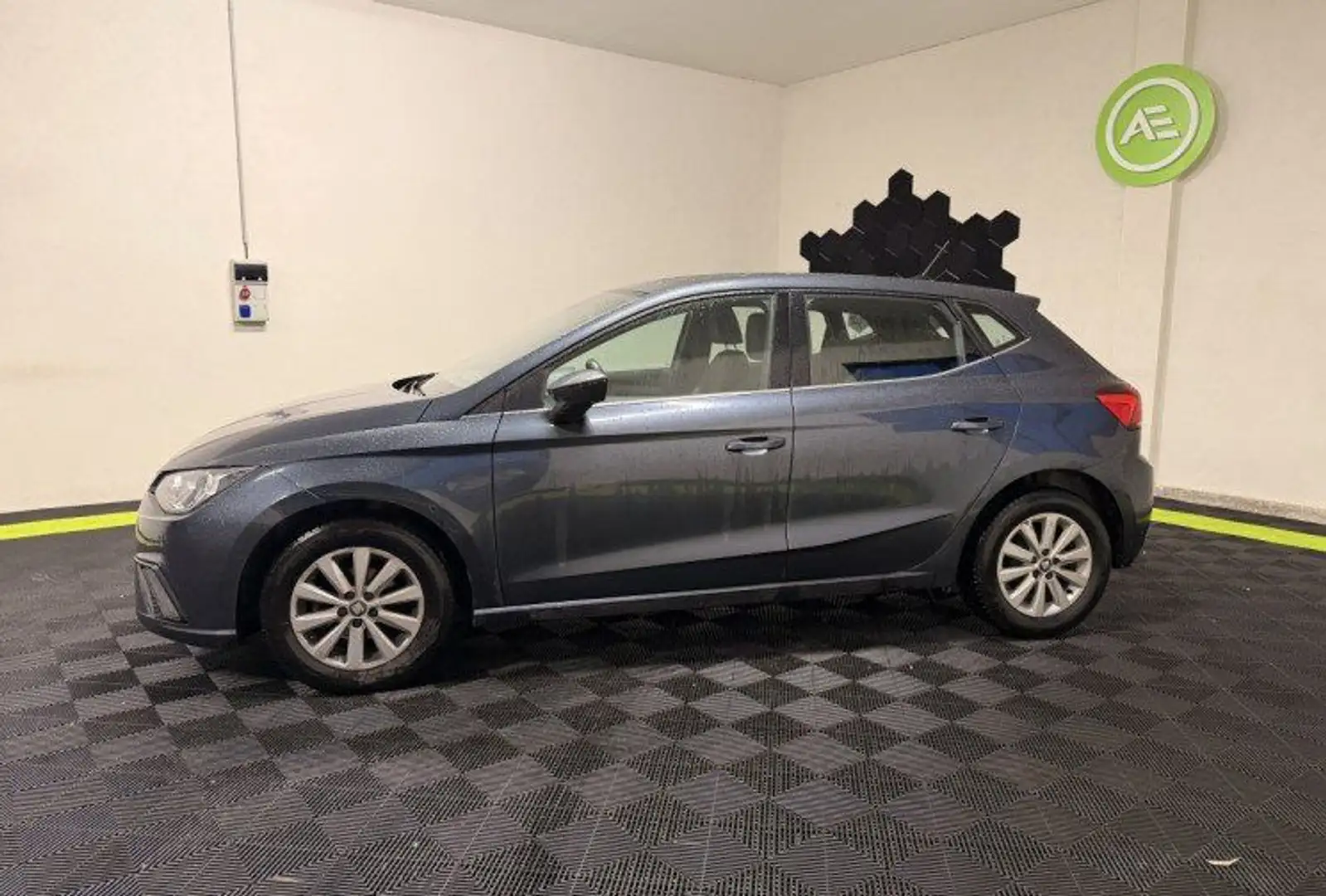 SEAT Ibiza V 1.0 EcoTSI 95ch Start/Stop Xcellence Euro6d-T / Suivi d'entretien complet Grau - 2