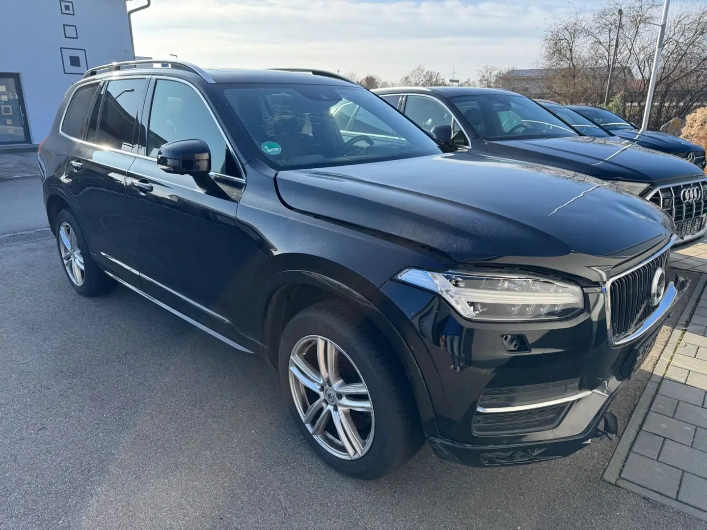 Volvo XC90 Momentum AWD, Geartronic Panorama, Leder Schwarz - 2