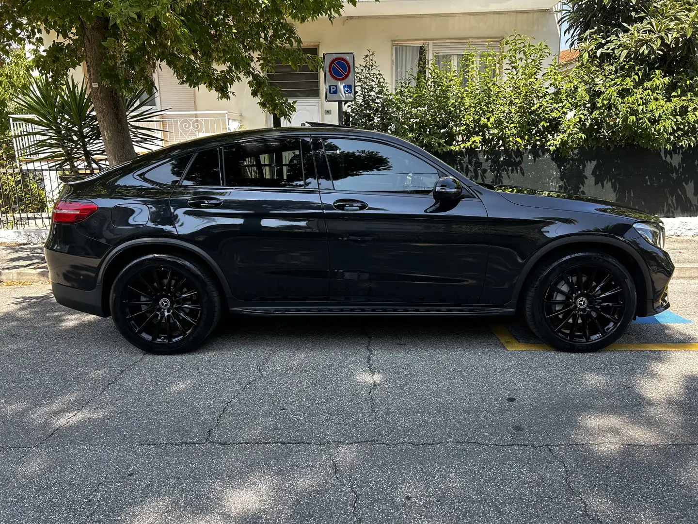 Mercedes-Benz GLC 220 AMG TETTO FULL OPTIONAL - 1