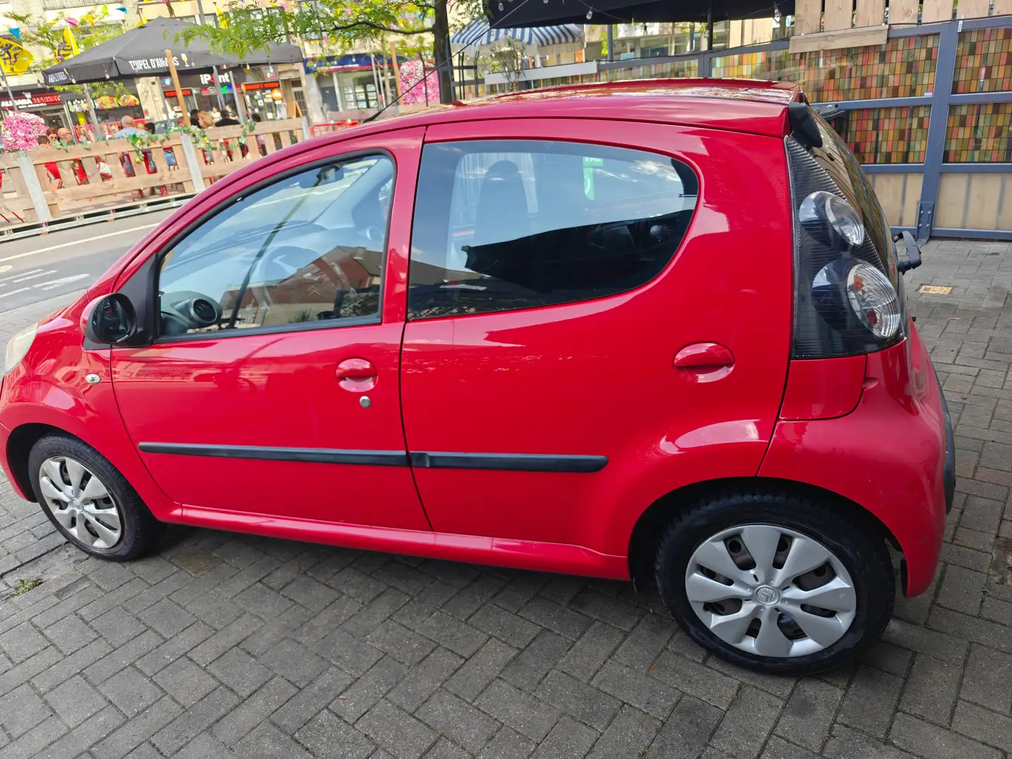 Toyota Aygo Aygo 1.0i VVT-i Rojo - 1