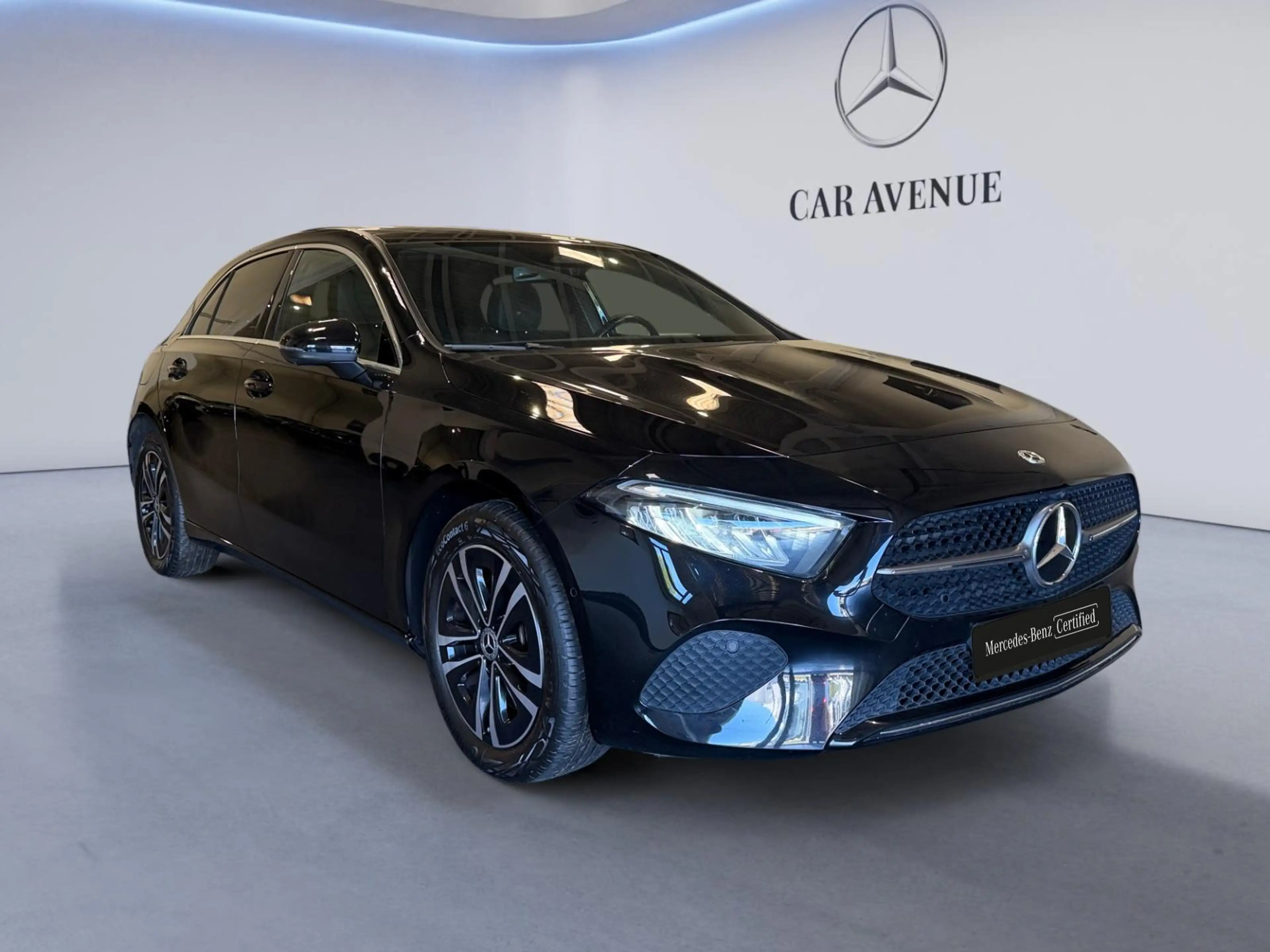 Mercedes-Benz A 250 e Luxury Line — photo 7