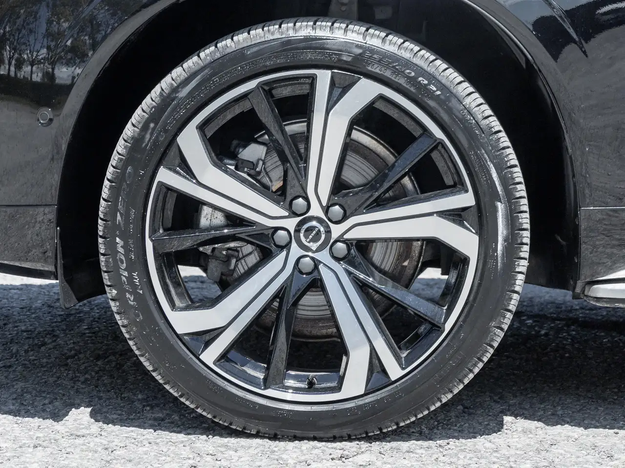 Volvo XC60 photo Volvo XC60