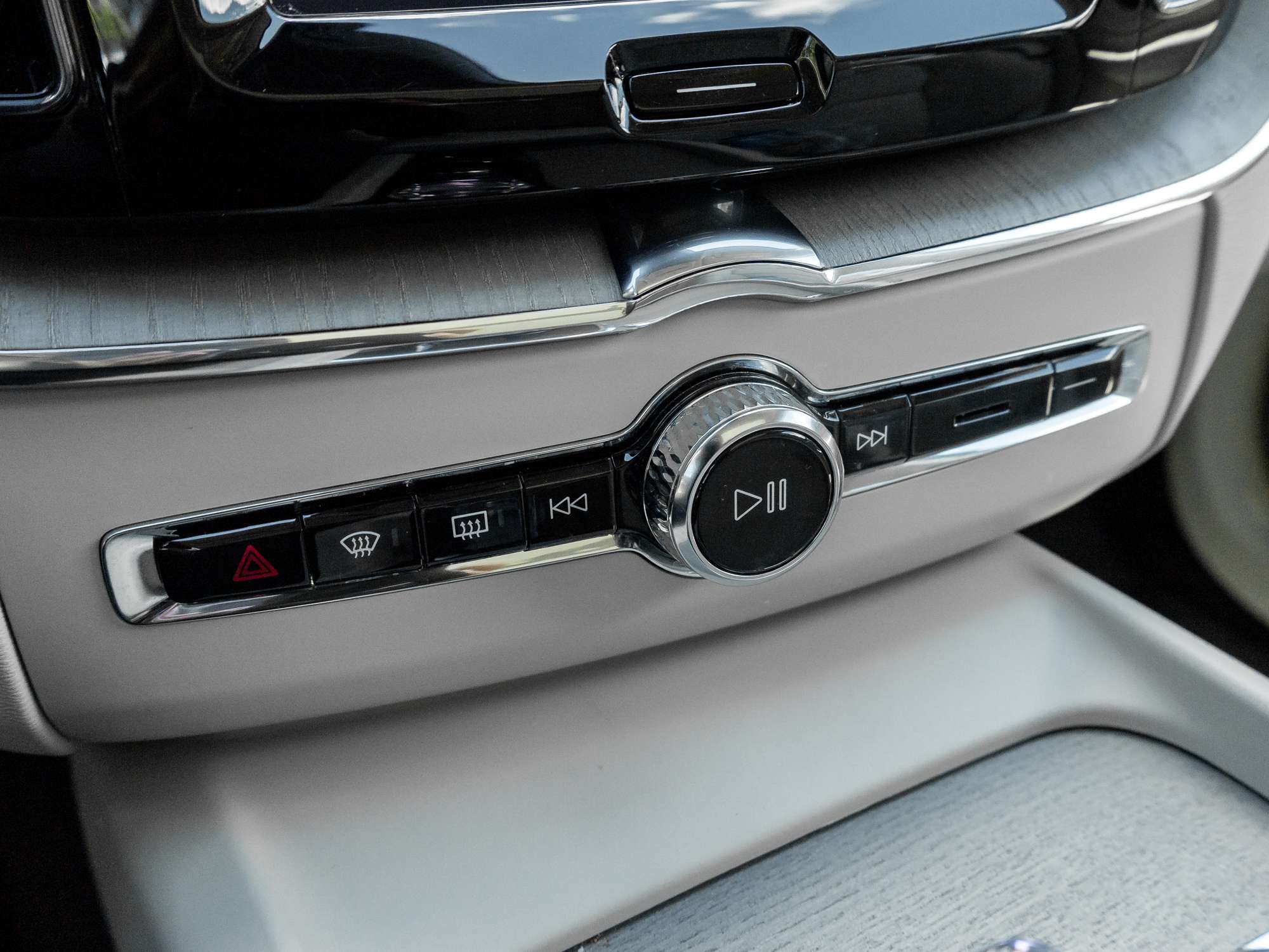 2025 Volvo XC60 T8 AWD ULTRA LOW MILEAGE |21"WHEELS |HARMAN KARDON thumb 27