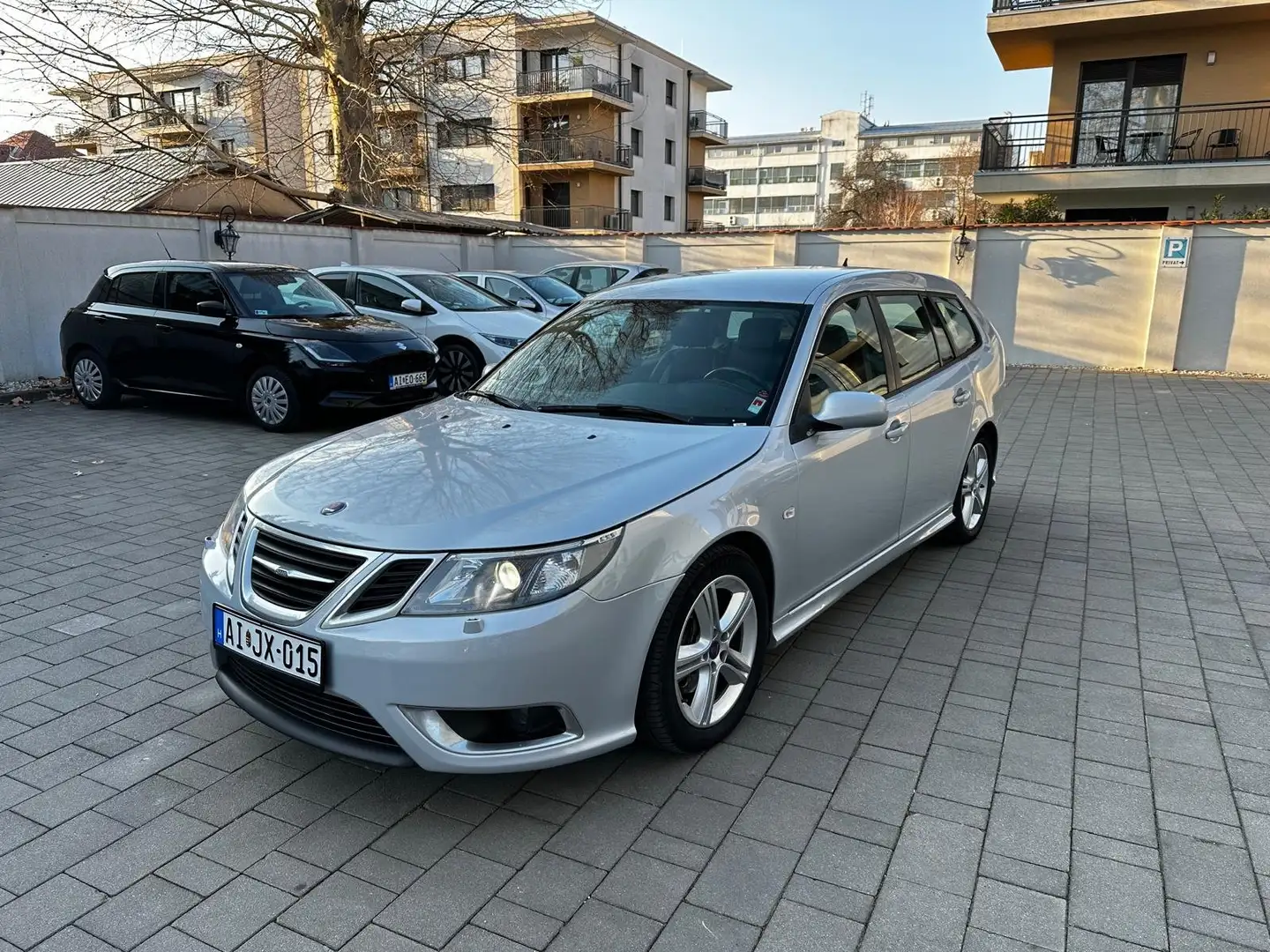 Saab 9-3 Saab 9-3 Sport-Kombi 2.8 Turbo V6 Aero XWD Aut. srebrna - 2