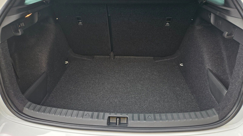 Skoda Scala Monte Carlo AHK/ACC/Sidea./Anschlg./Mod.27 — photo 12