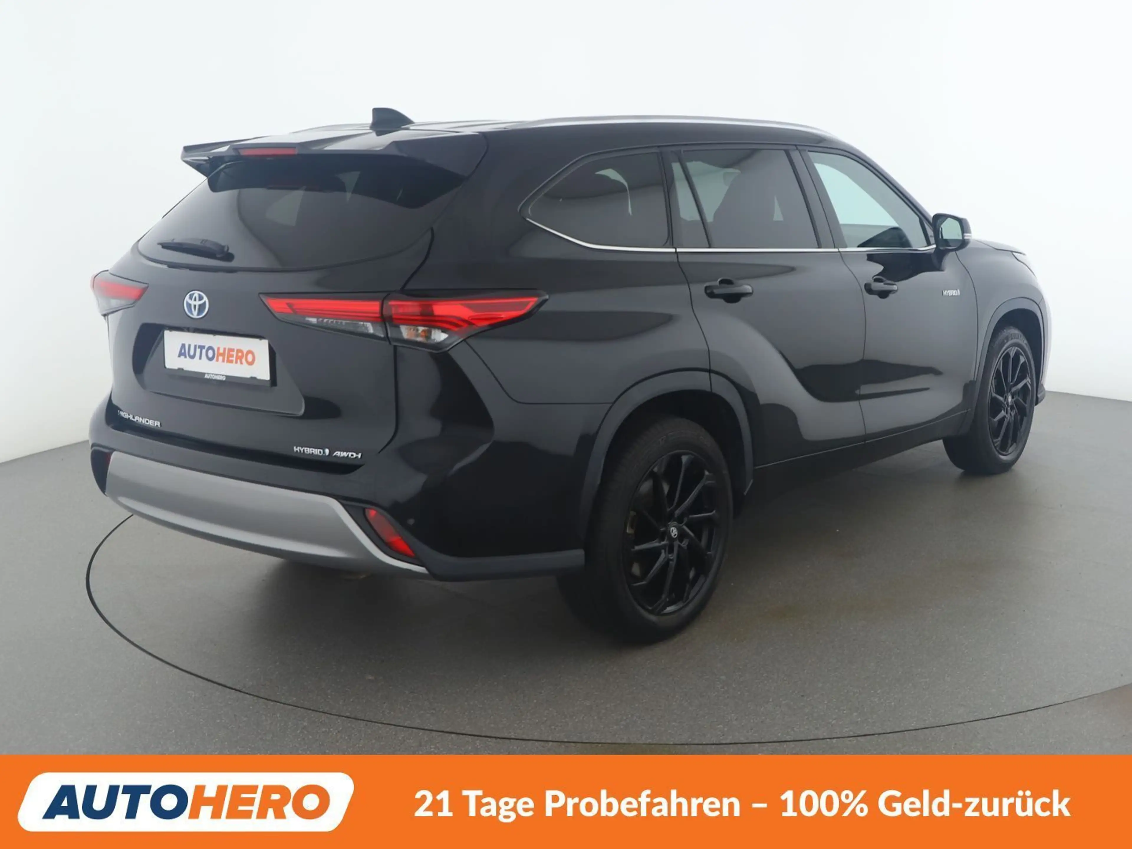 Toyota Highlander 2.5 Hybrid Lounge AWD — photo 6