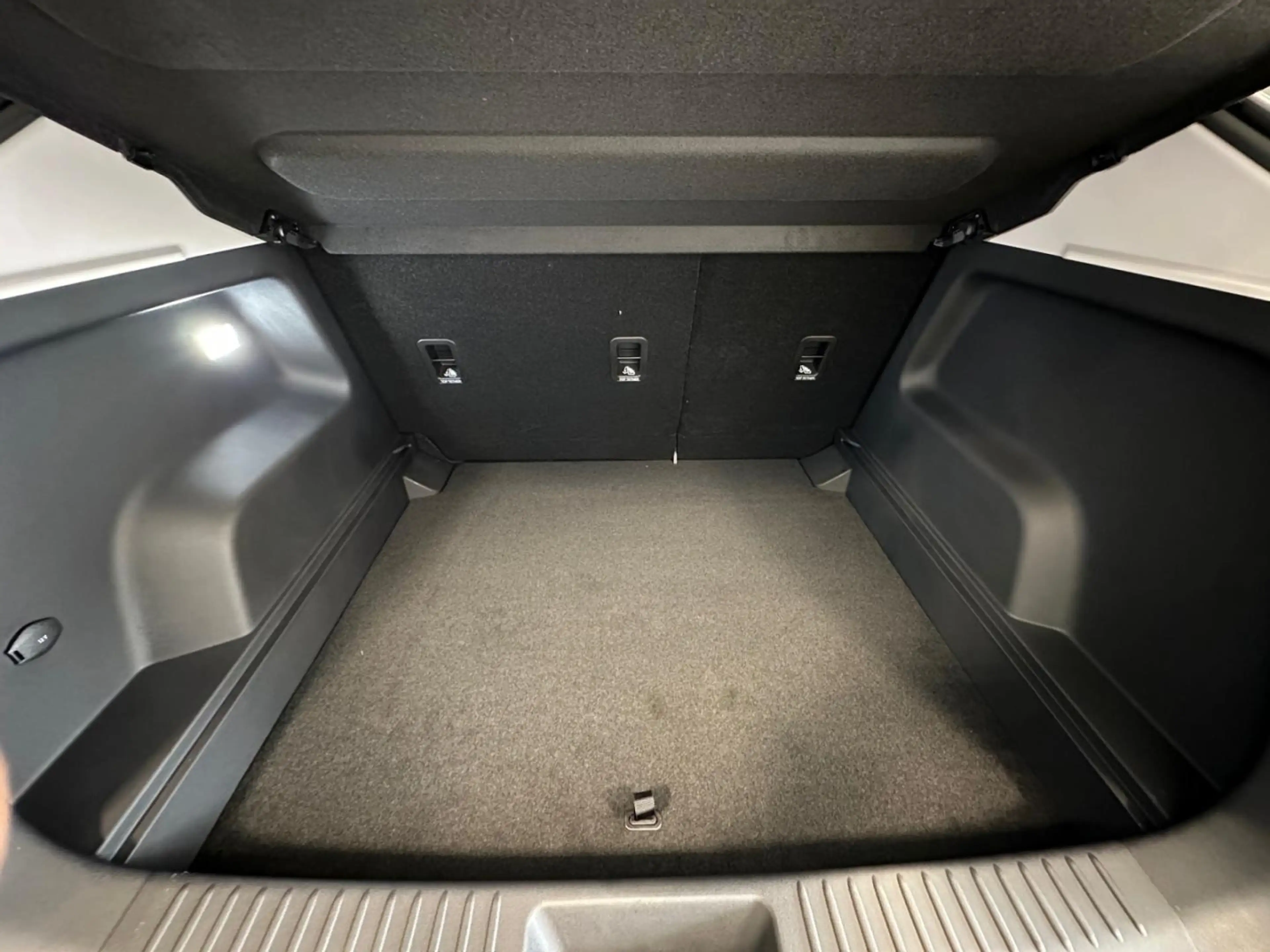 Omoda 5 BEV PREMIUM — photo 6