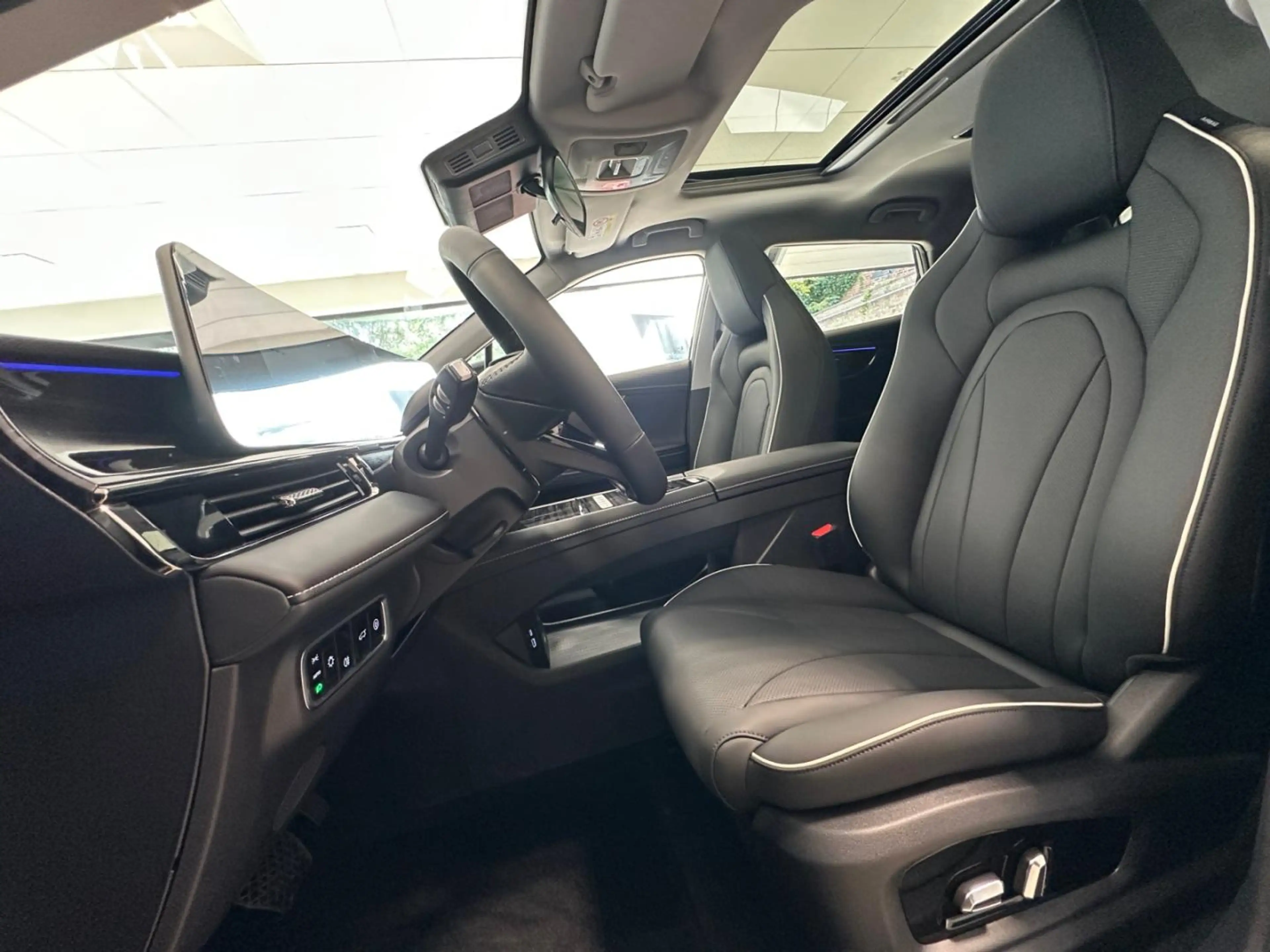 Omoda 5 BEV PREMIUM — photo 7