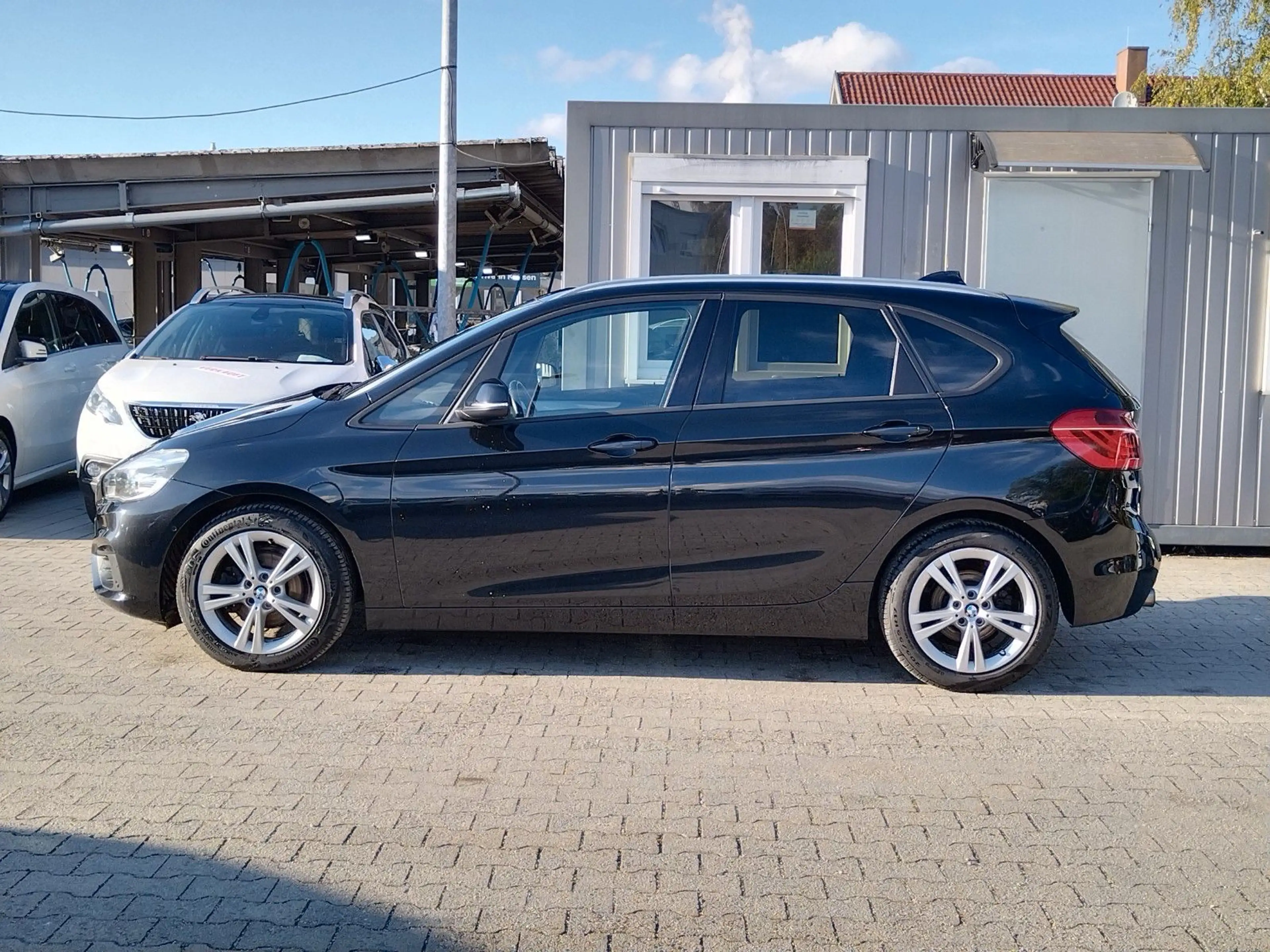 BMW 216 d Advantage+1.HD+NAVI+SHZ+PDC+TEMPOMAT — photo 2