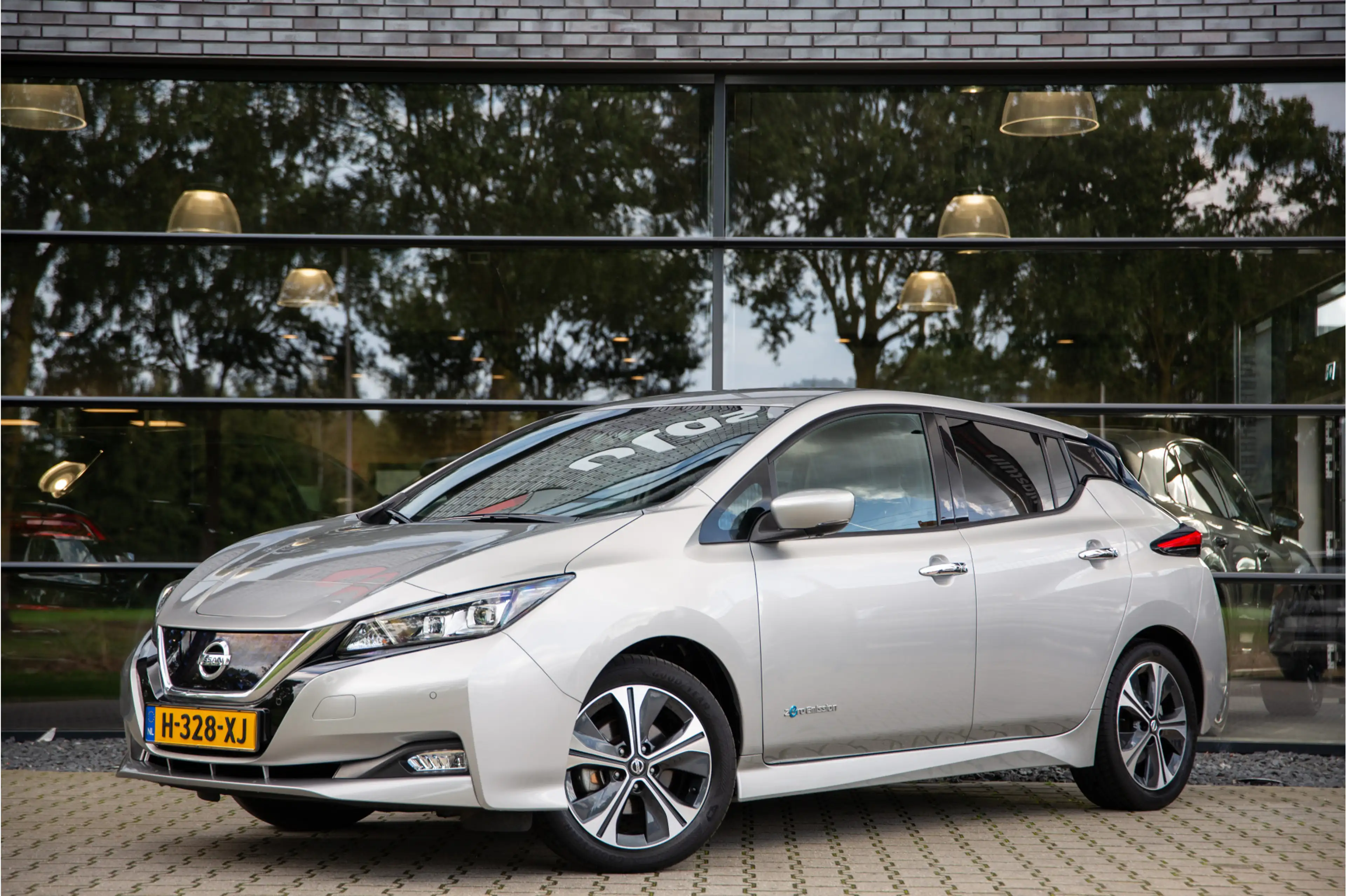 Nissan Leaf Tekna 40 kWh , Rondomzichtcamera, Stoel/stuurverwa — photo 5