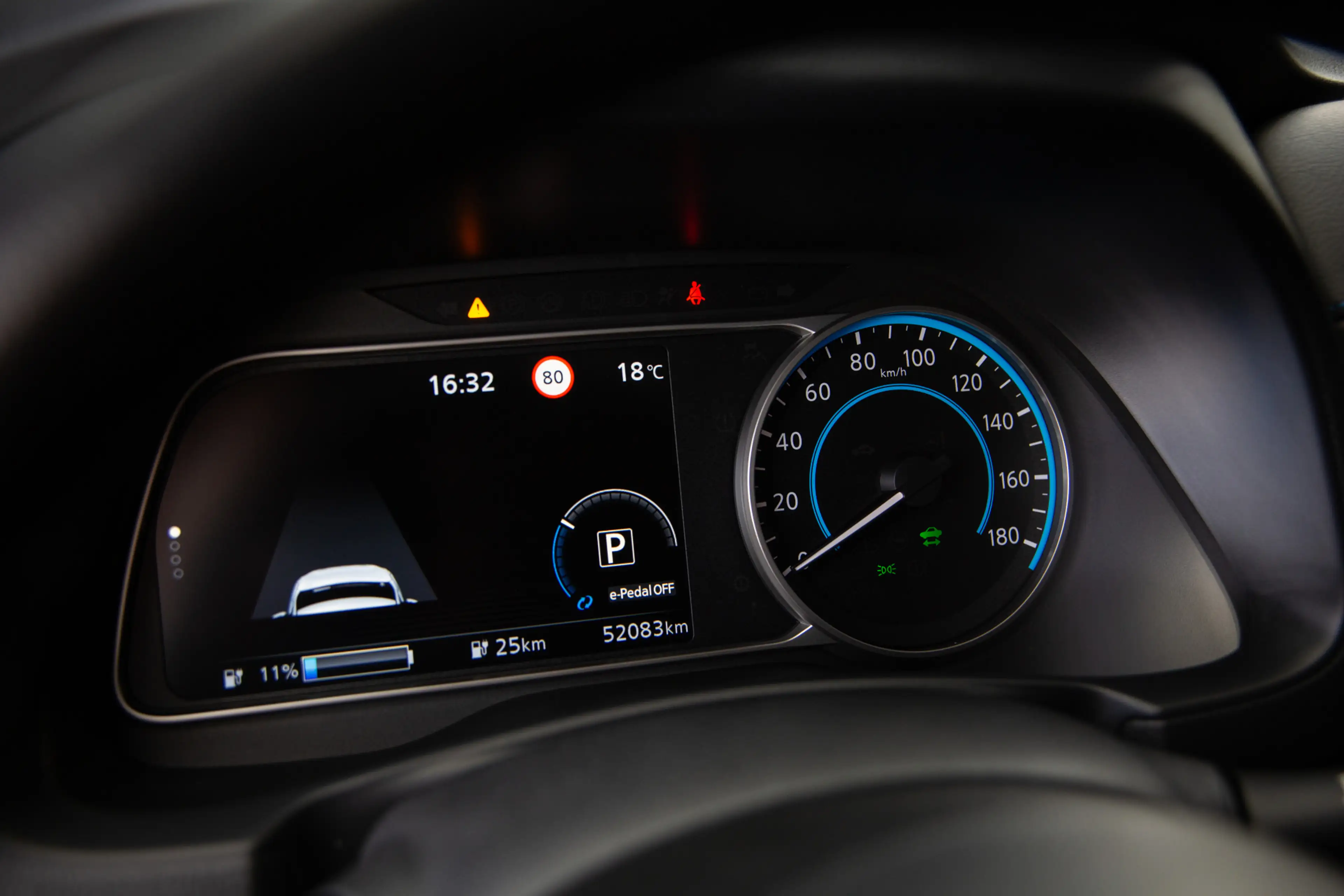 Nissan Leaf Tekna 40 kWh , Rondomzichtcamera, Stoel/stuurverwa — photo 10