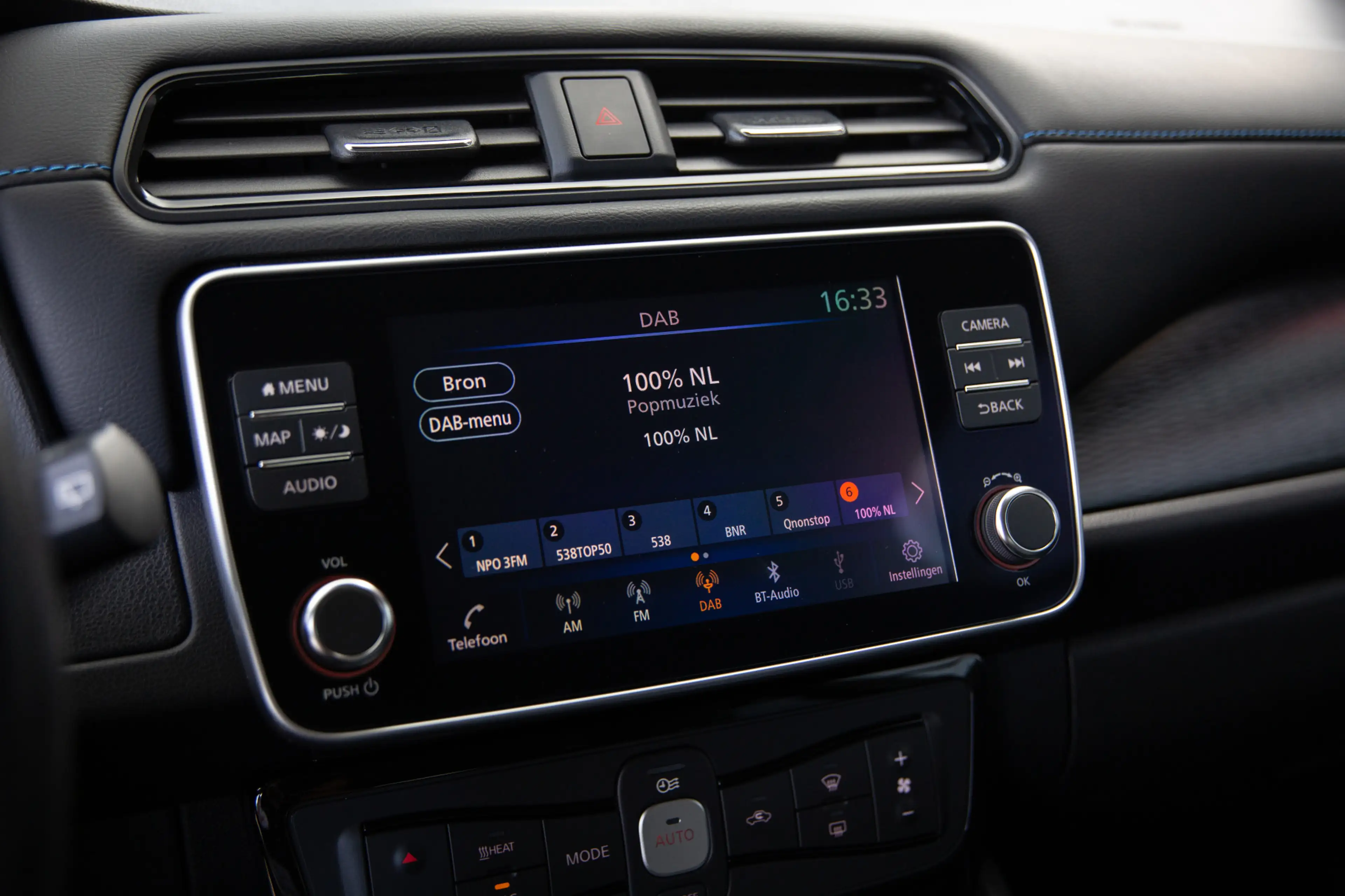 Nissan Leaf Tekna 40 kWh , Rondomzichtcamera, Stoel/stuurverwa — photo 15