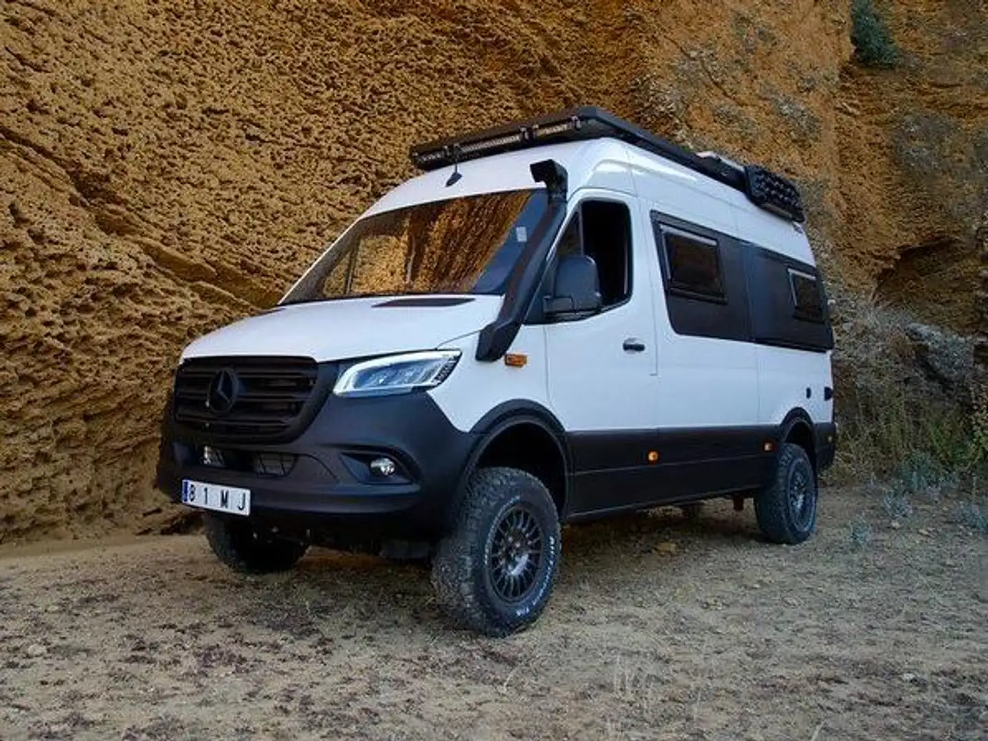 Caravans-Wohnm Sprinter Oryx 4x4 - Uro-Camper Белый - 1