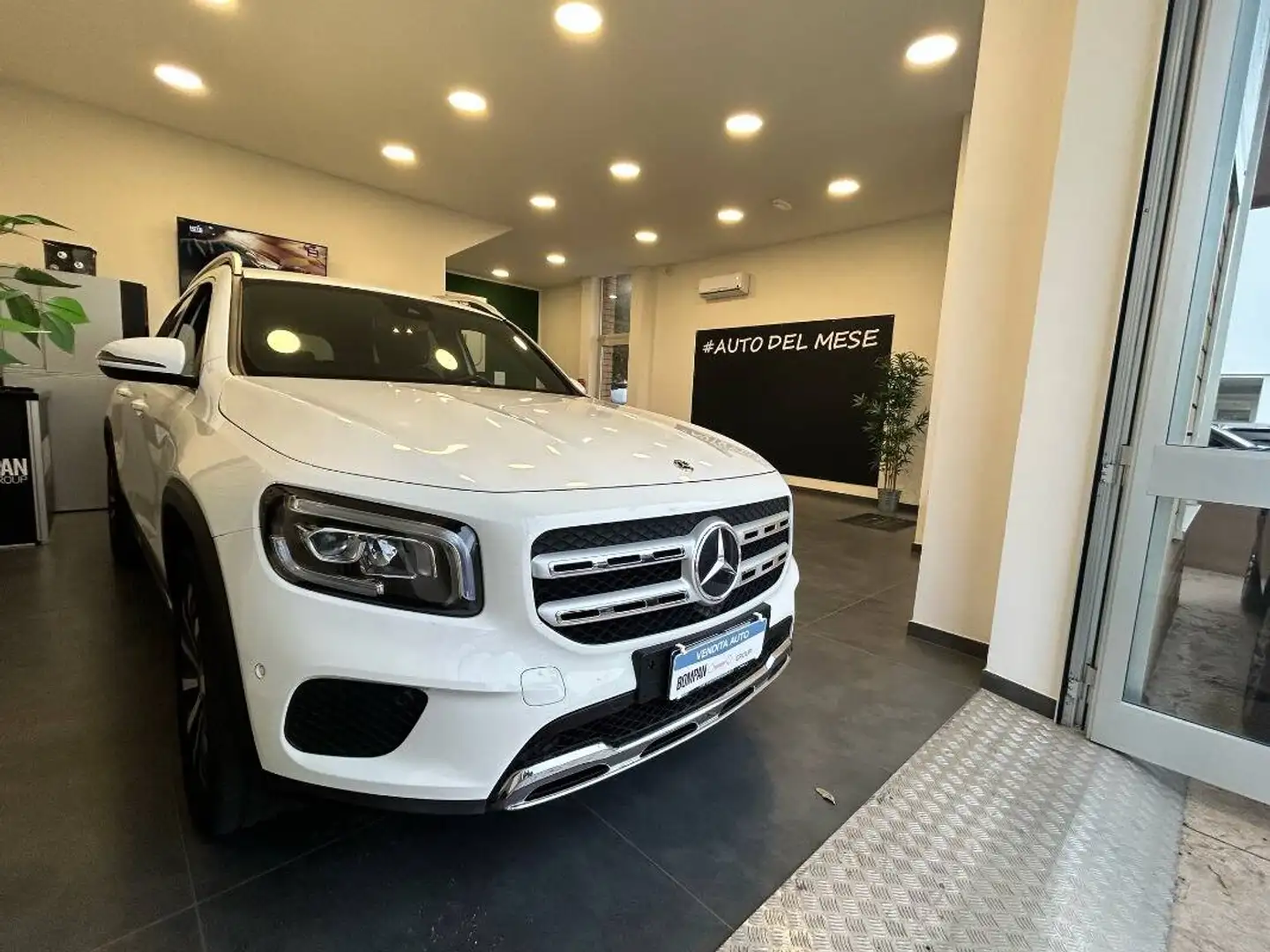 Mercedes-Benz GLB 220 220 d Sport Plus 4matic auto Bianco - 2