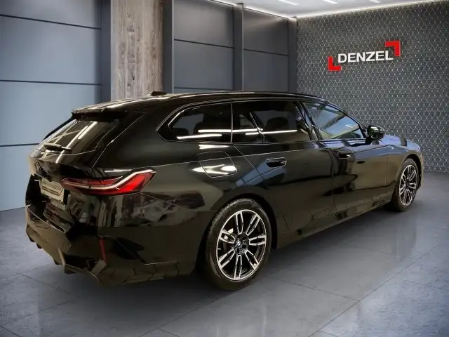 BMW 520 d xDrive Touring G61 B47 Ansicht 4