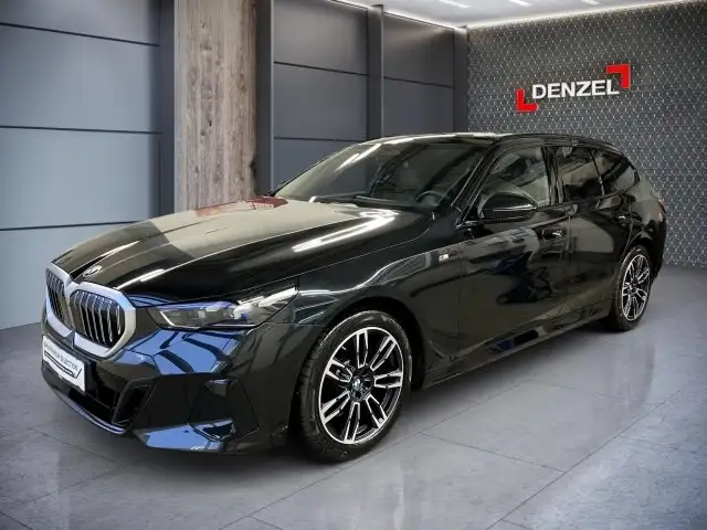 BMW 520 d xDrive Touring G61 B47 Ansicht 1