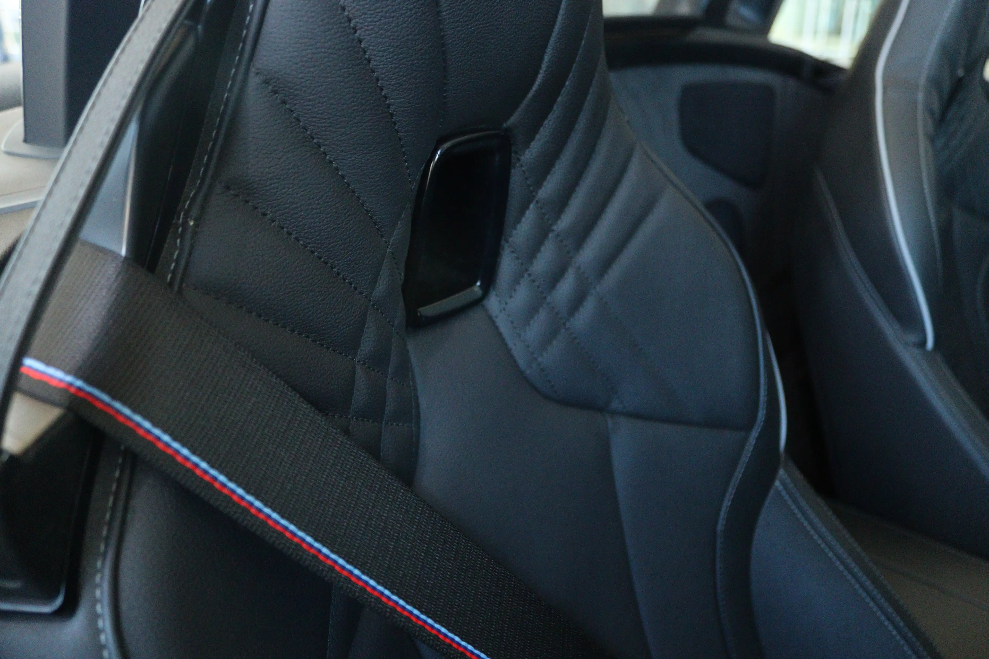BMW Z4 Roadster sDrive30i High Executive Edition M-Sport — photo 22
