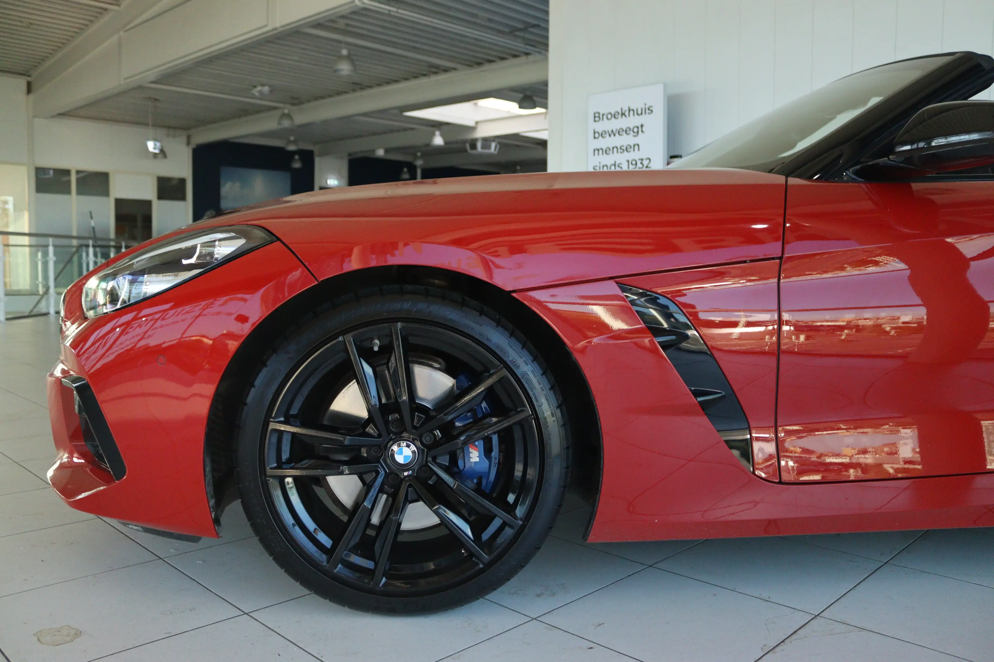 BMW Z4 Roadster sDrive30i High Executive Edition M-Sport — photo 12