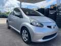 Toyota Aygo 1,0 BENZIN KLIMA 50 kw 68 PS AUTOMATIK AUX CD Argent - thumbnail 1
