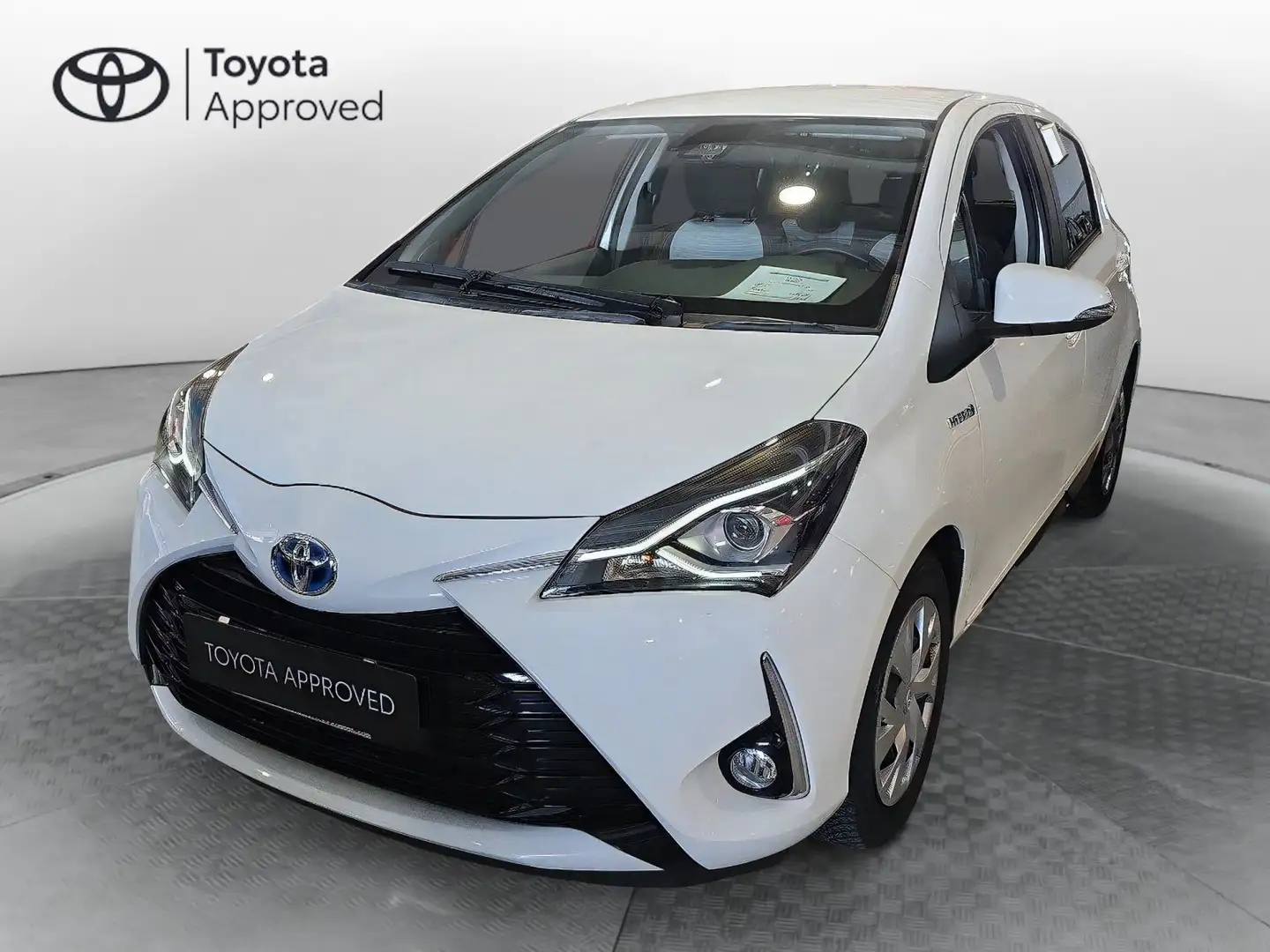 Toyota Yaris Yaris 1.5 Hybrid 5 porte Active Bianco - 1