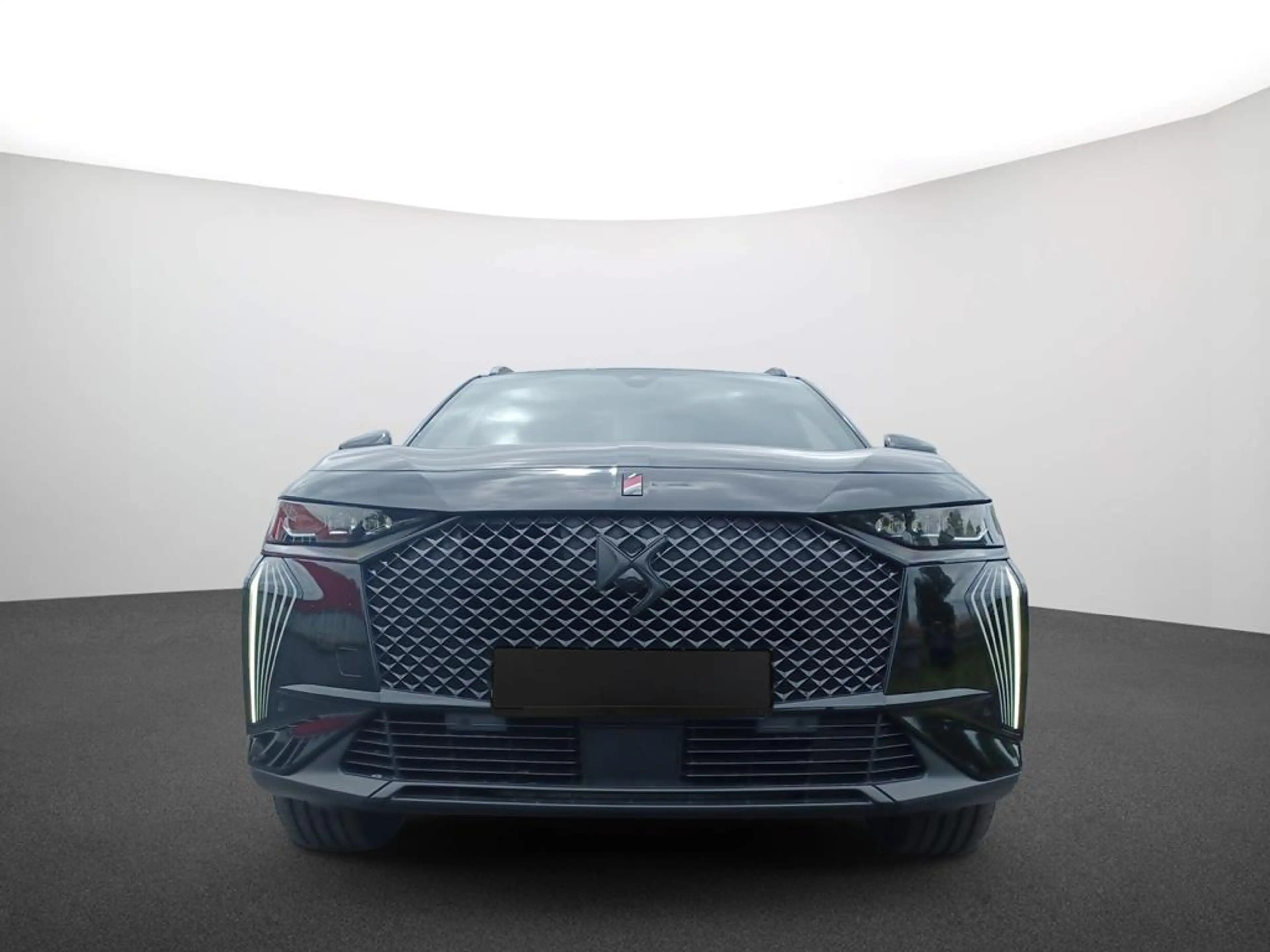 DS Automobiles DS 7 Performance Line + — photo 3