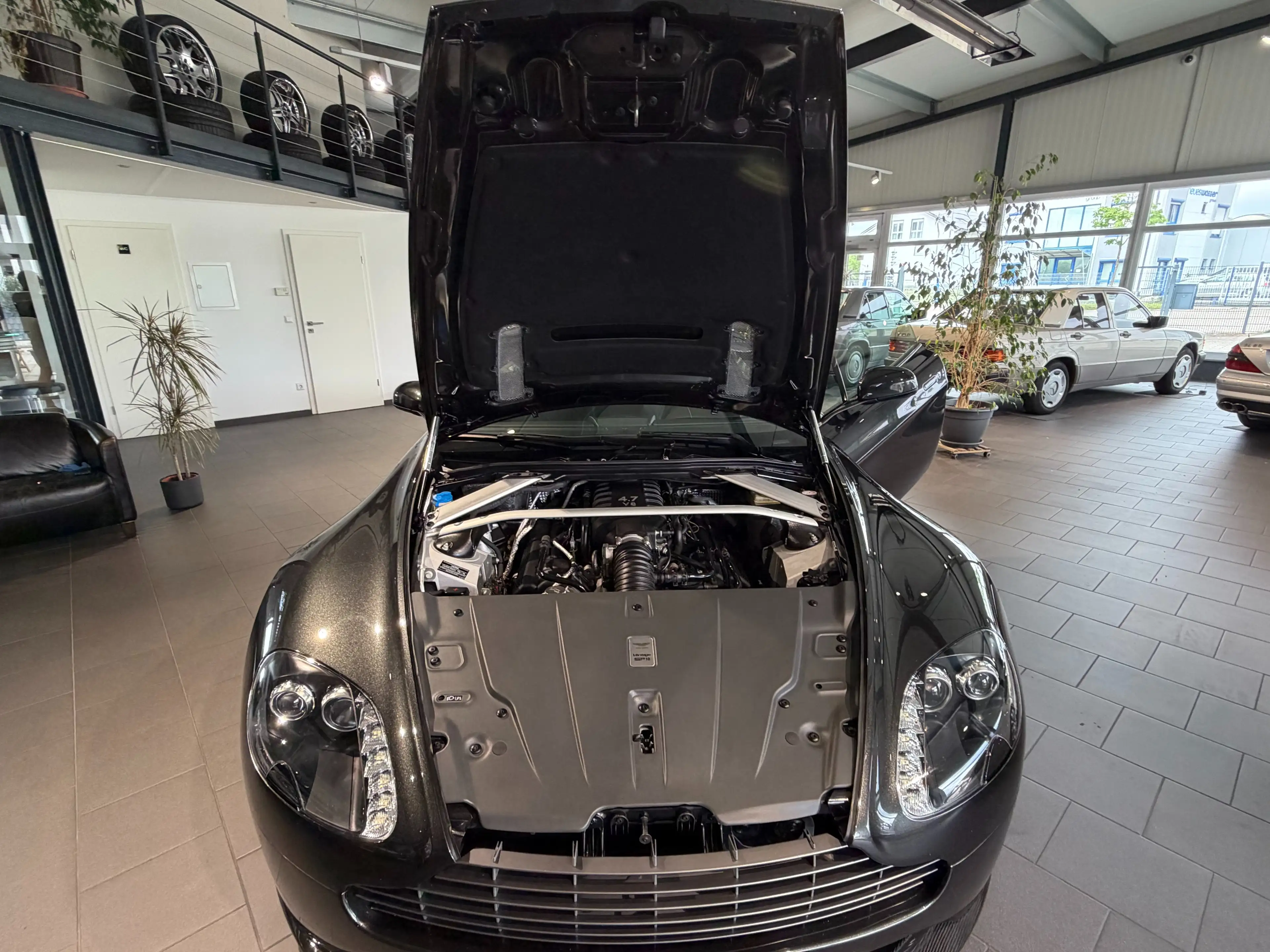 Aston Martin V8 V8 Vantage S, SP10, D-Fz, 1.Hd, Scheckheft — photo 13
