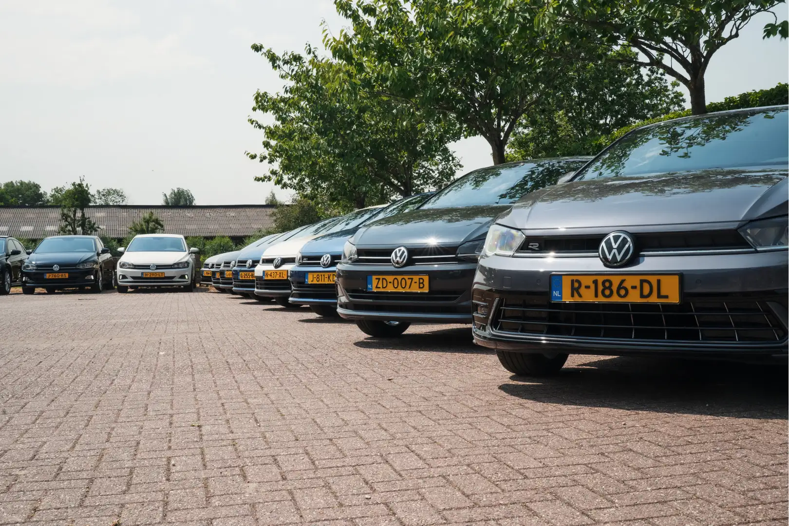 Volkswagen Polo 1.0 MPI parkeersensoren climatcontrol multif.stuur Schwarz - 2