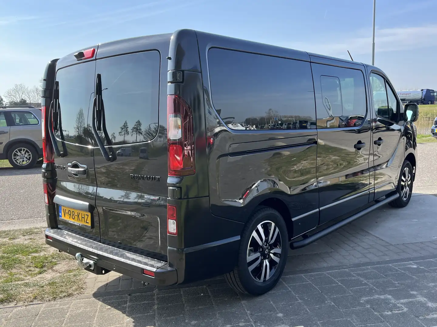 Renault Trafic 2.0 Blue dCi EDC 170PK T29 L2H1 Extra DC / 125-Ann Zwart - 2
