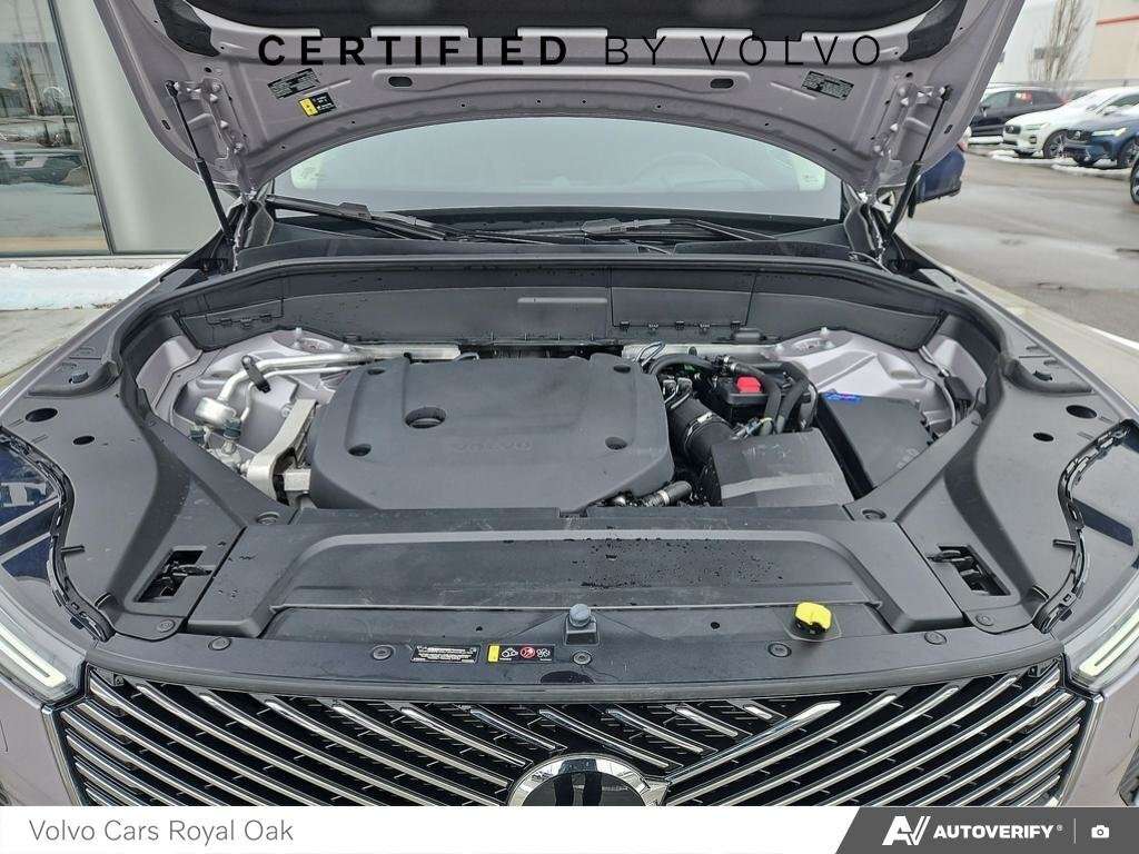 2026 Volvo XC90 Ultra Bright Theme thumb 10