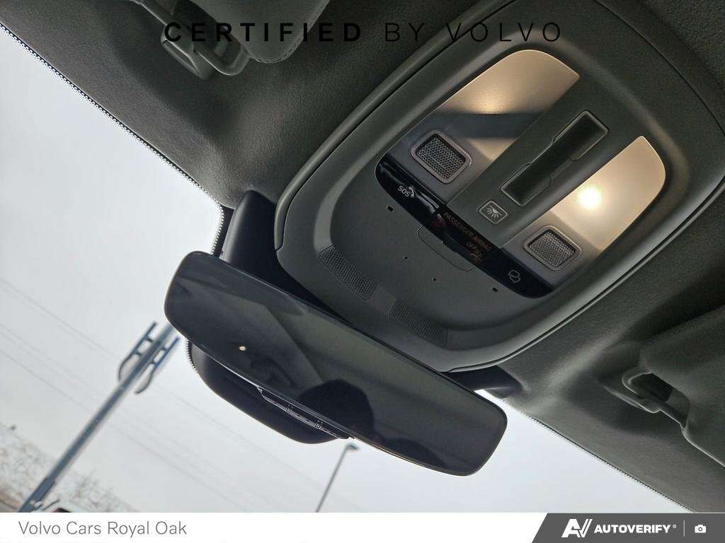 2026 Volvo XC90 Ultra Bright Theme thumb 21