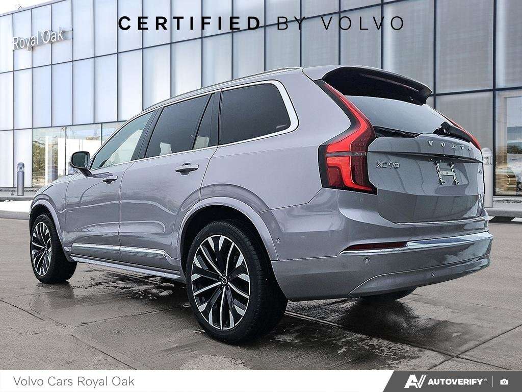 2026 Volvo XC90 Ultra Bright Theme alt 4
