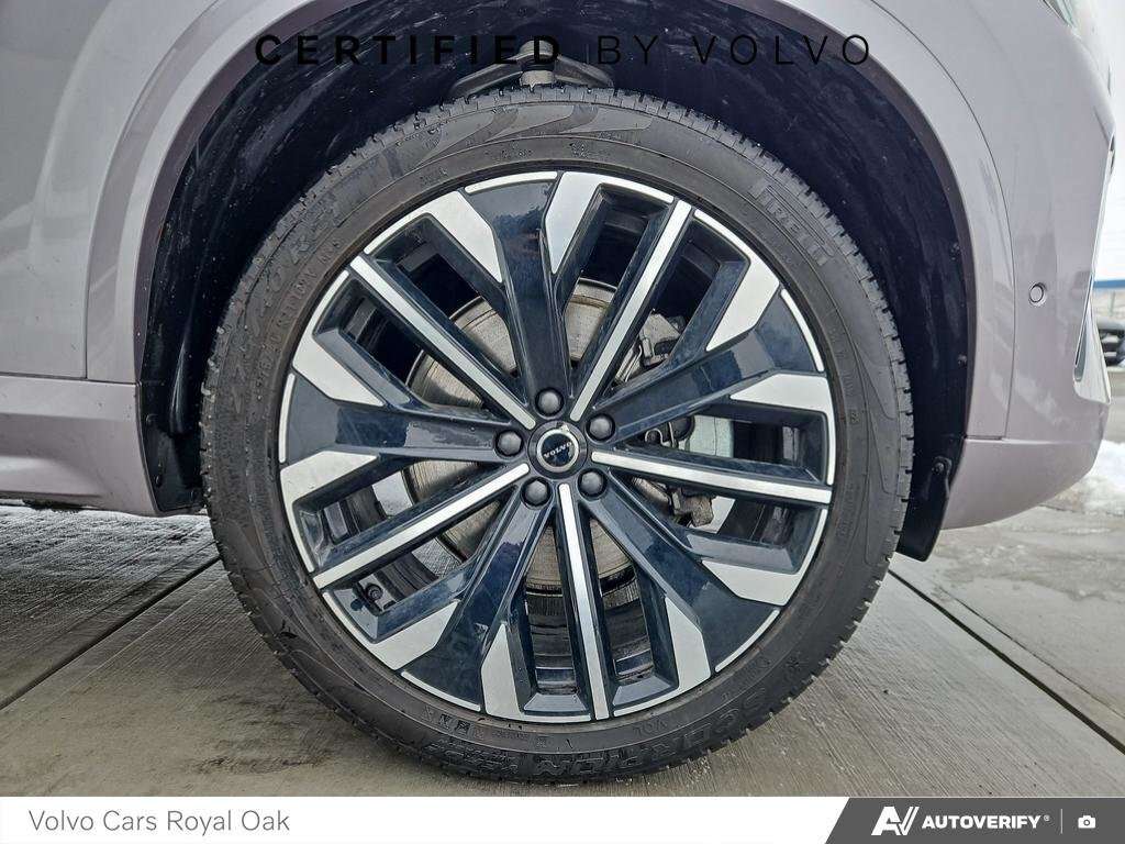 2026 Volvo XC90 Ultra Bright Theme thumb 6