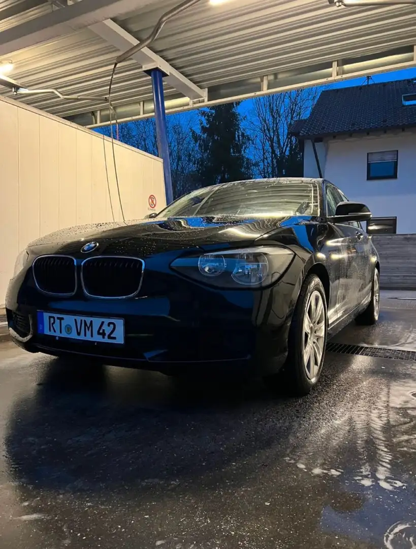 BMW 114 (F20) -Sommer & Winterreifen- Unfallfrei Schwarz - 2