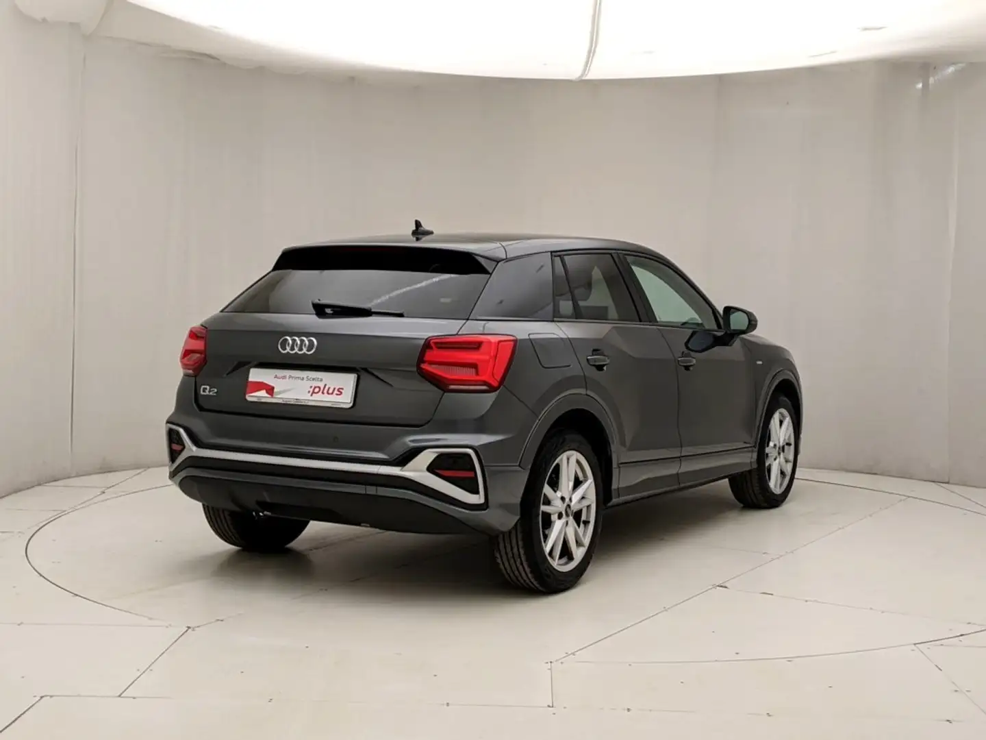Audi Q2 35 TDI S tronic S line Edition Gris - 2