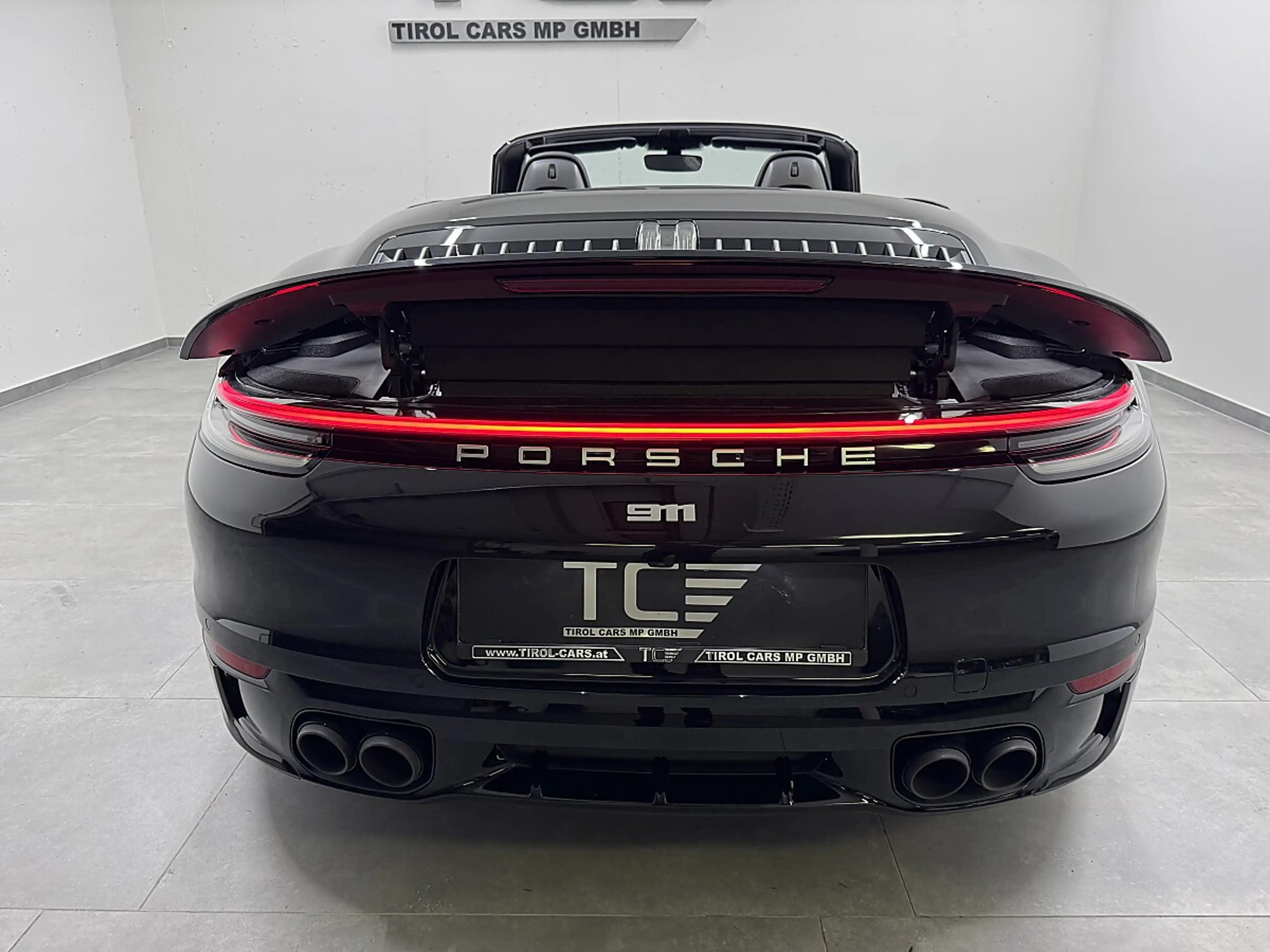 Porsche 911 Carrera 4S Cabrio PDK, Sport Design, Bose, Spor... — photo 8