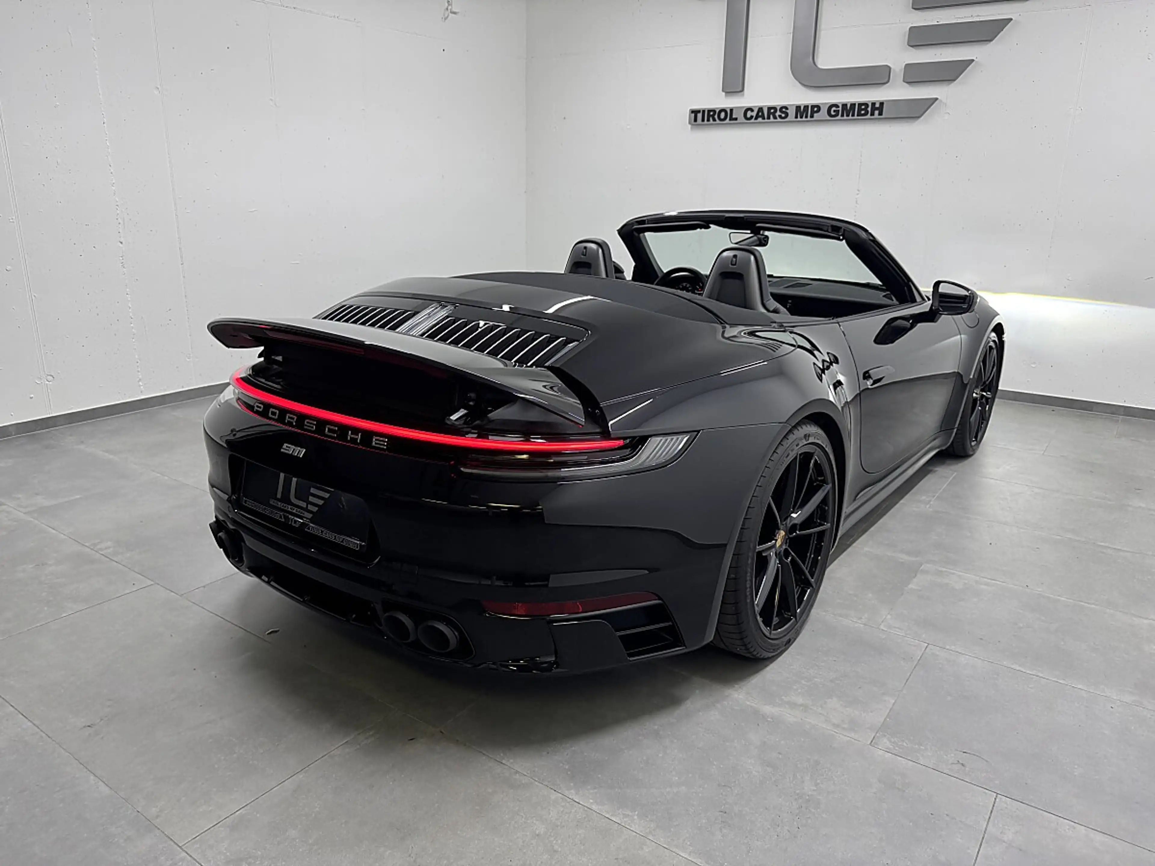Porsche 911 Carrera 4S Cabrio PDK, Sport Design, Bose, Spor... — photo 9