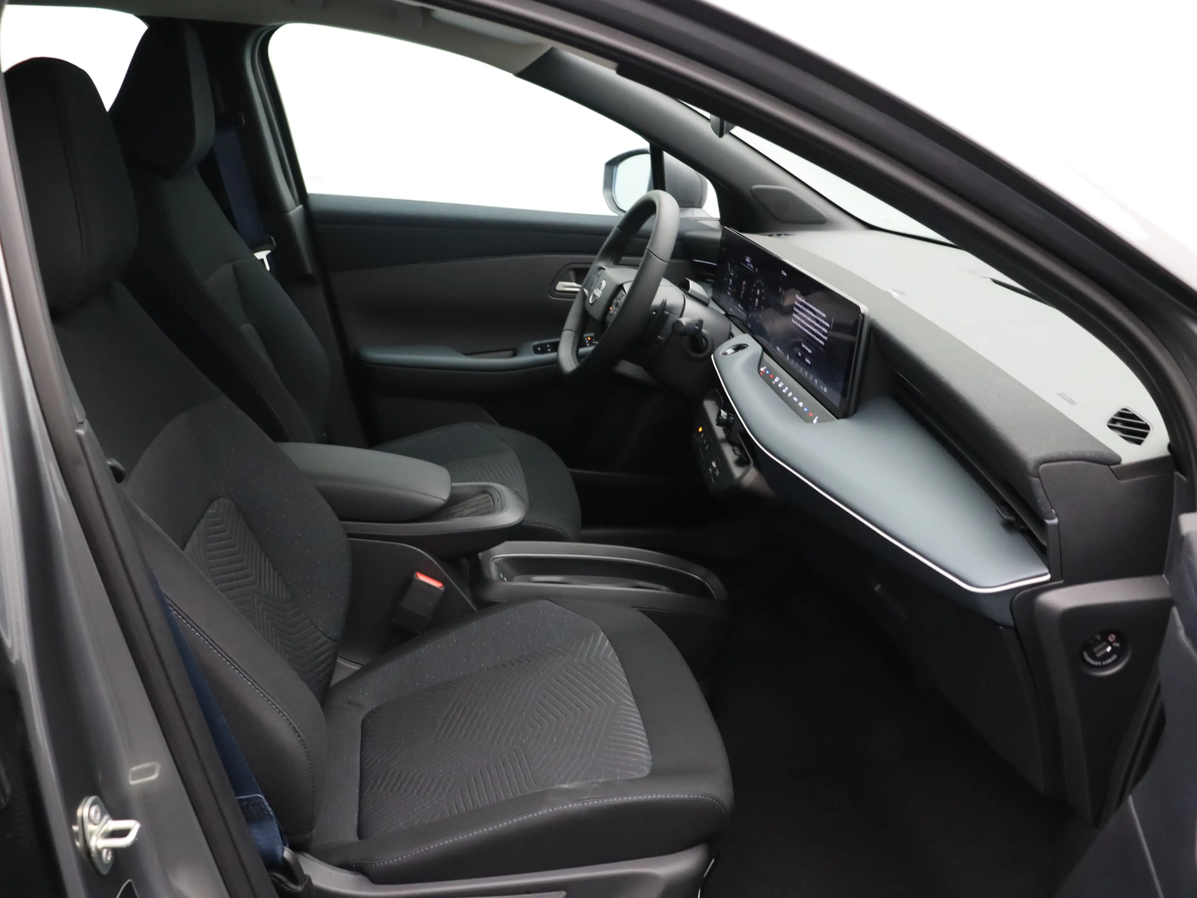 Nissan Leaf Engage Plus 75 kWh | 18" lichtmetalen velgen met d — photo 15