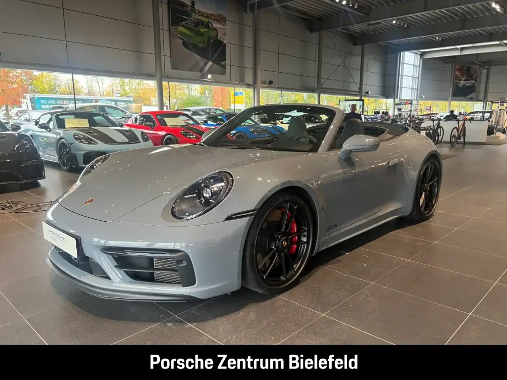 Porsche 992