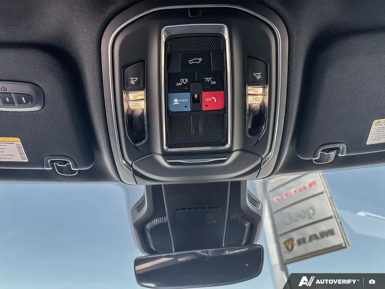 Jeep Cherokee photo Jeep Cherokee