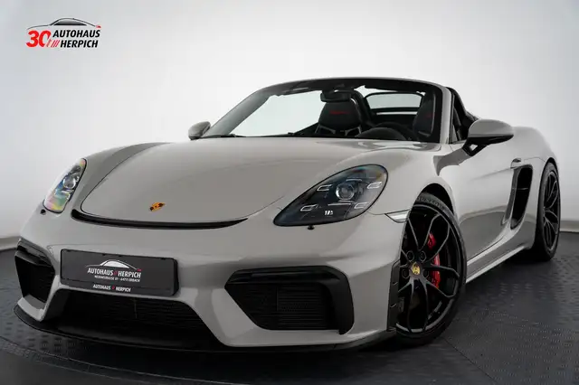 Porsche Boxster 718 Spyder 6G Kreide LED BOSE Vollschale